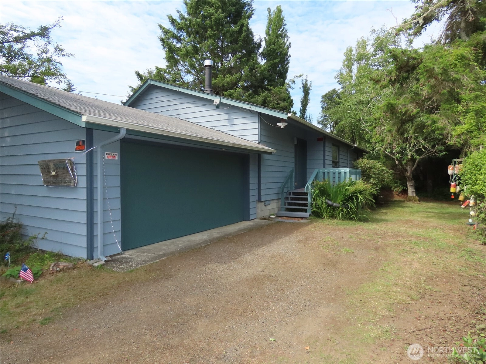 1044 Blue Pacific Dr Unit  North Cove WA 98547