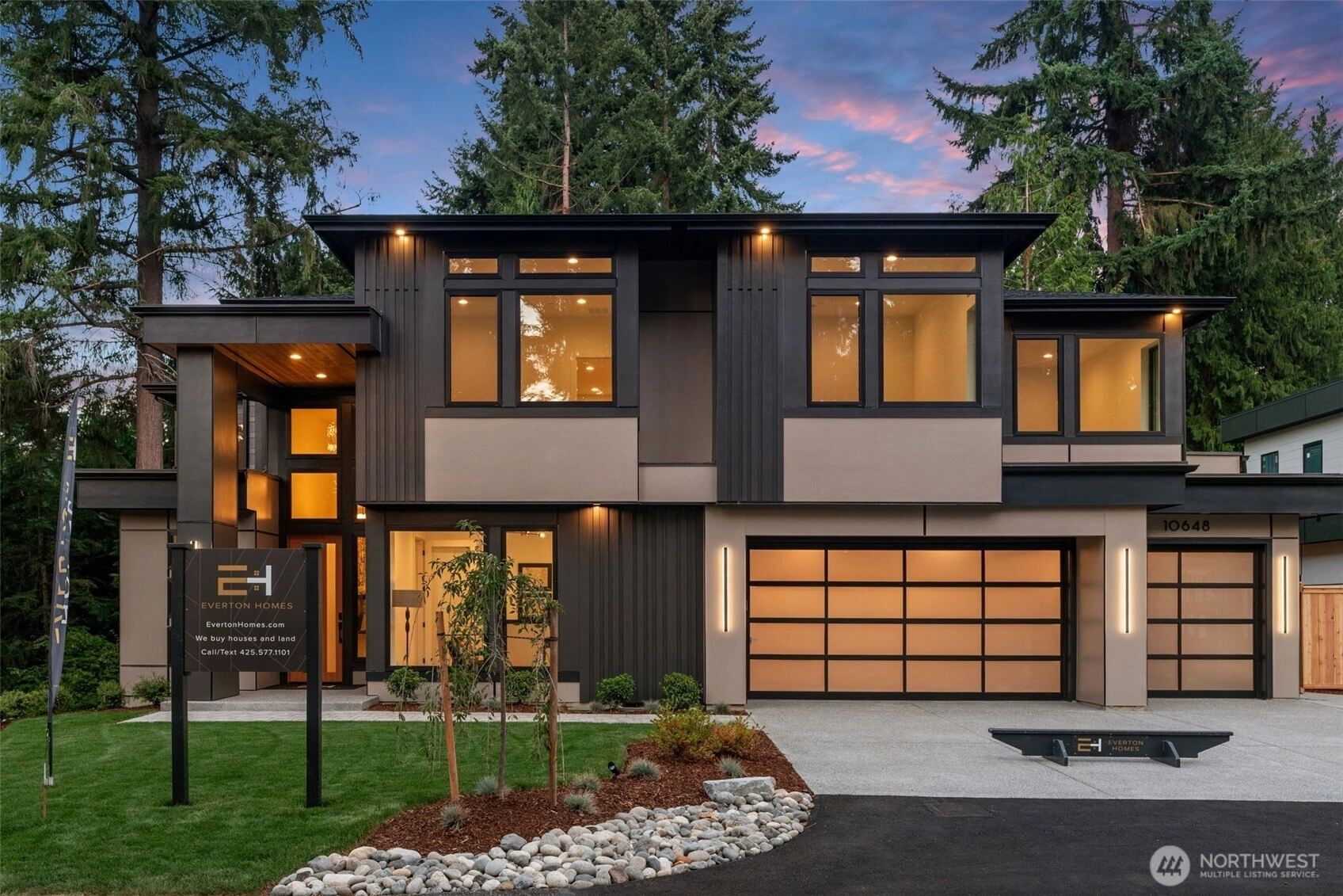 10648 Woodhaven Ln Bellevue WA 98004