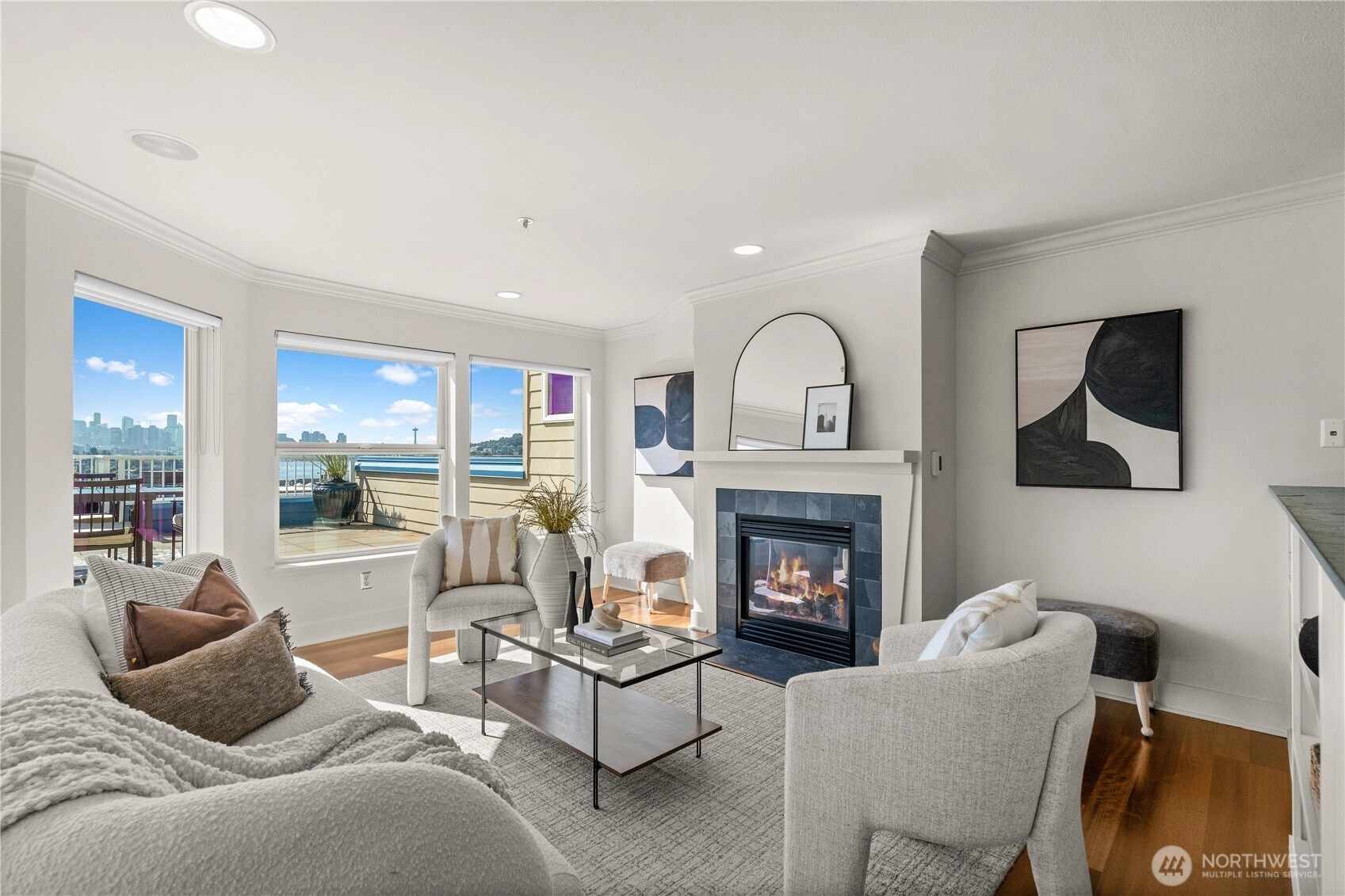 3919 Latona Ave NE Unit 305 Unit 305 Seattle WA 98105