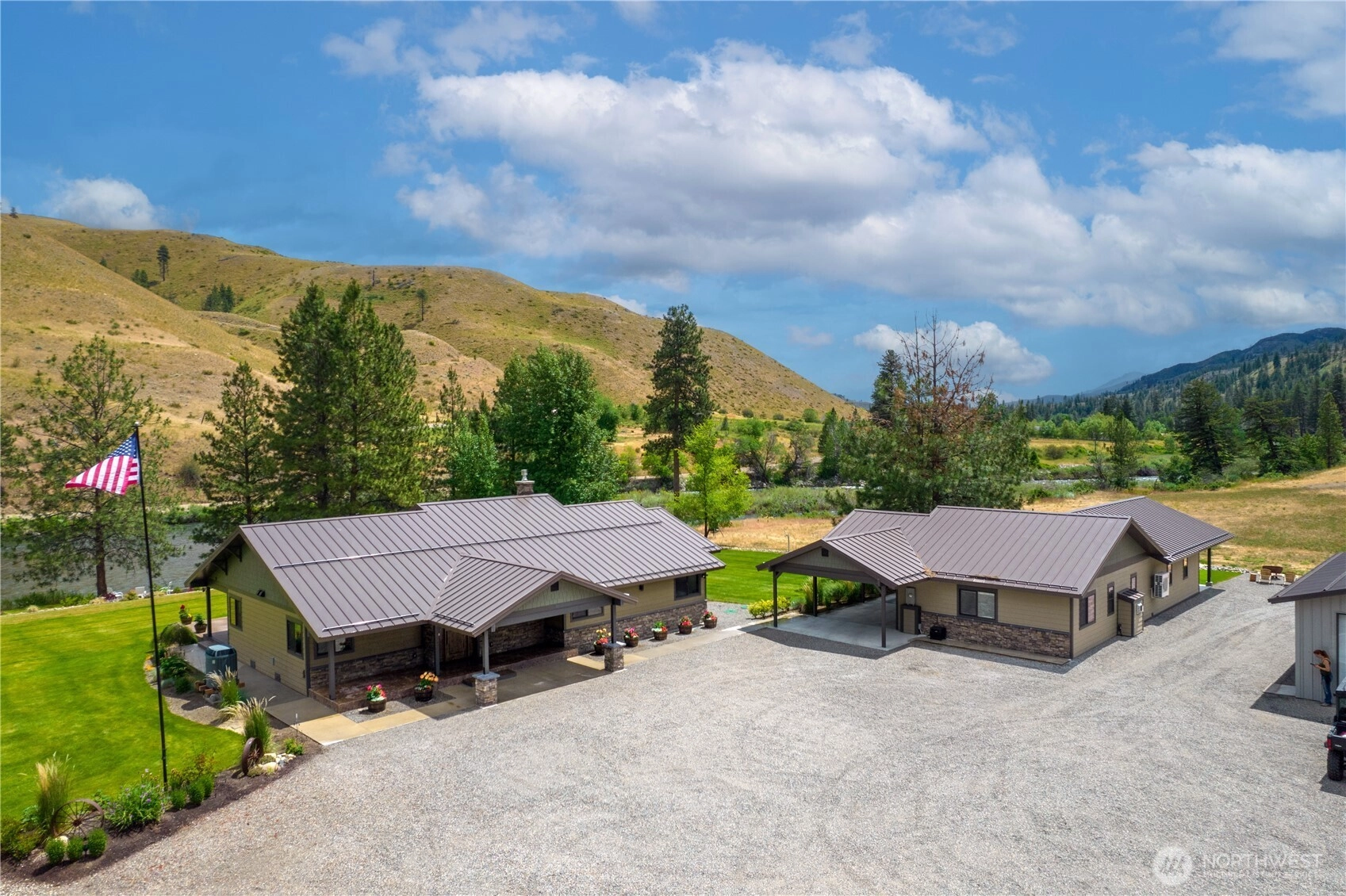 14 Maverick Ln Carlton WA 98814