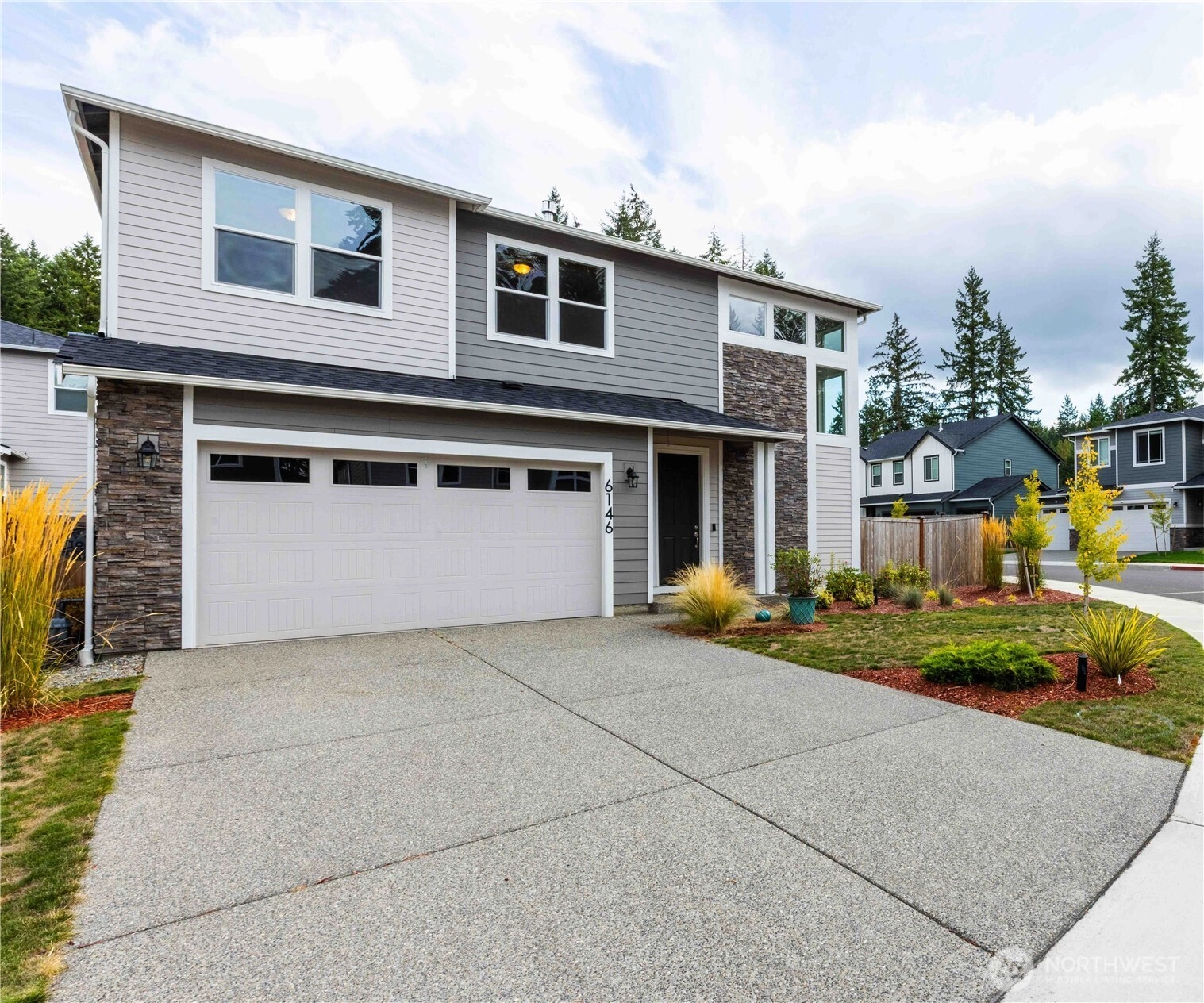 6146 Windlass Ave SE Port Orchard WA 98367