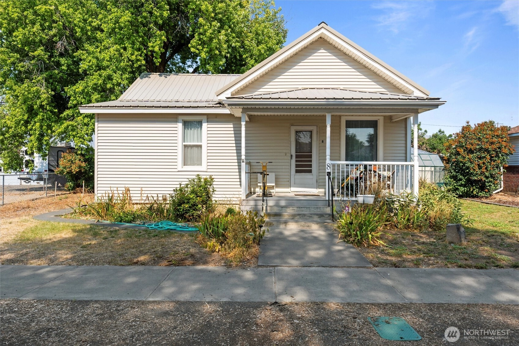 8 W 3rd St Odessa WA 99159