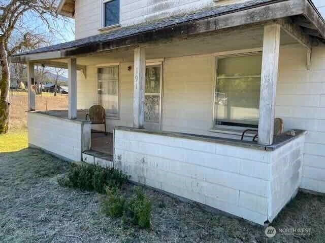 191 Mineral Rd N Mineral WA 98355