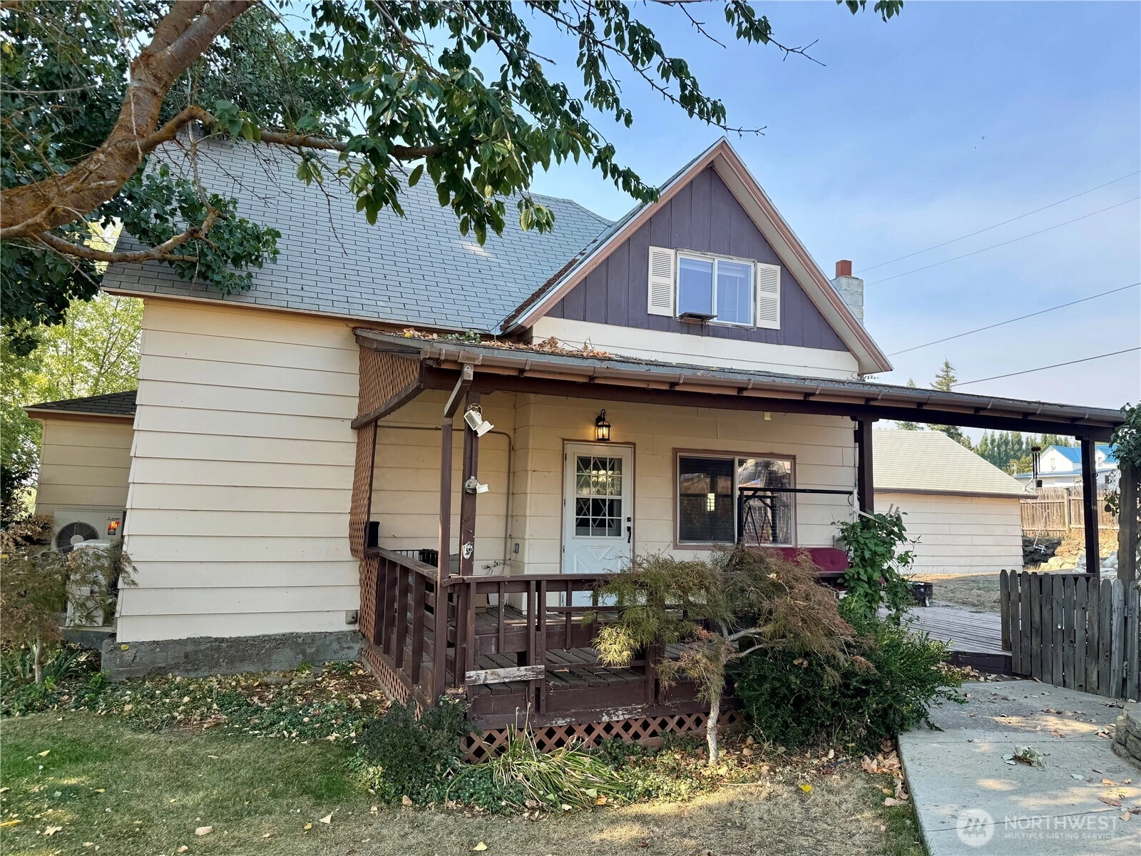 405 NW Dellah Ave Wilbur WA 99185