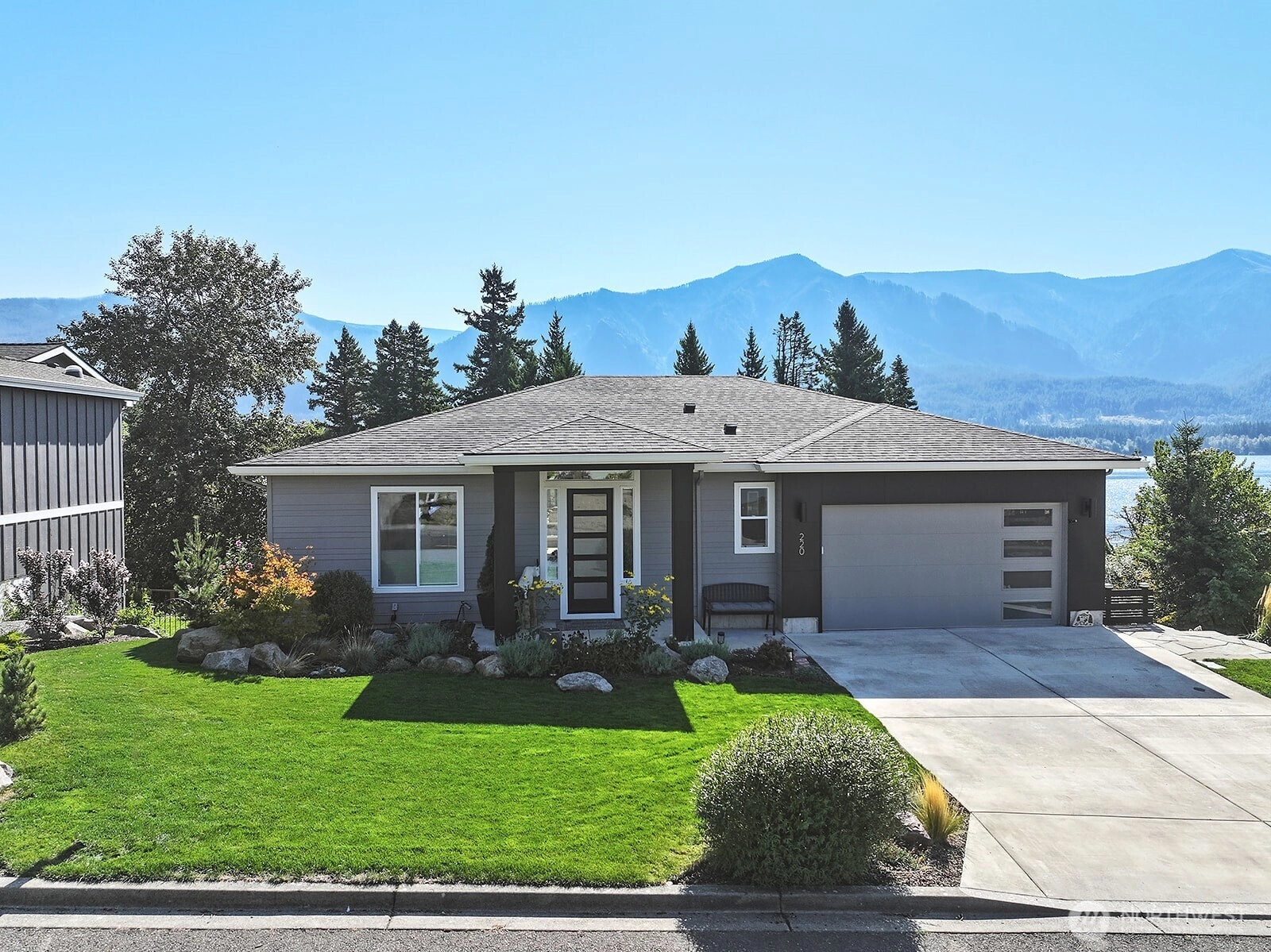 220 NE Lower Basso Cir Unit  Stevenson WA 98648