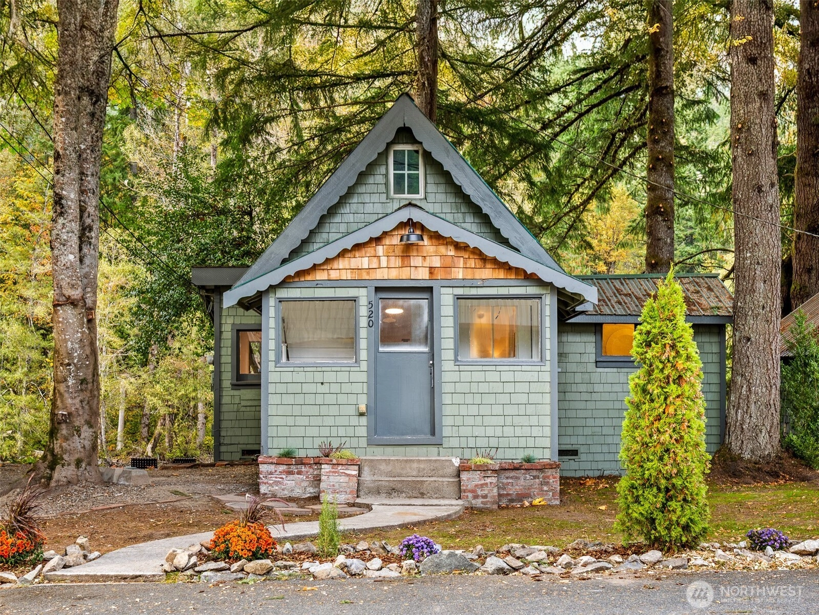520 Railroad Ave E Skykomish WA 98288