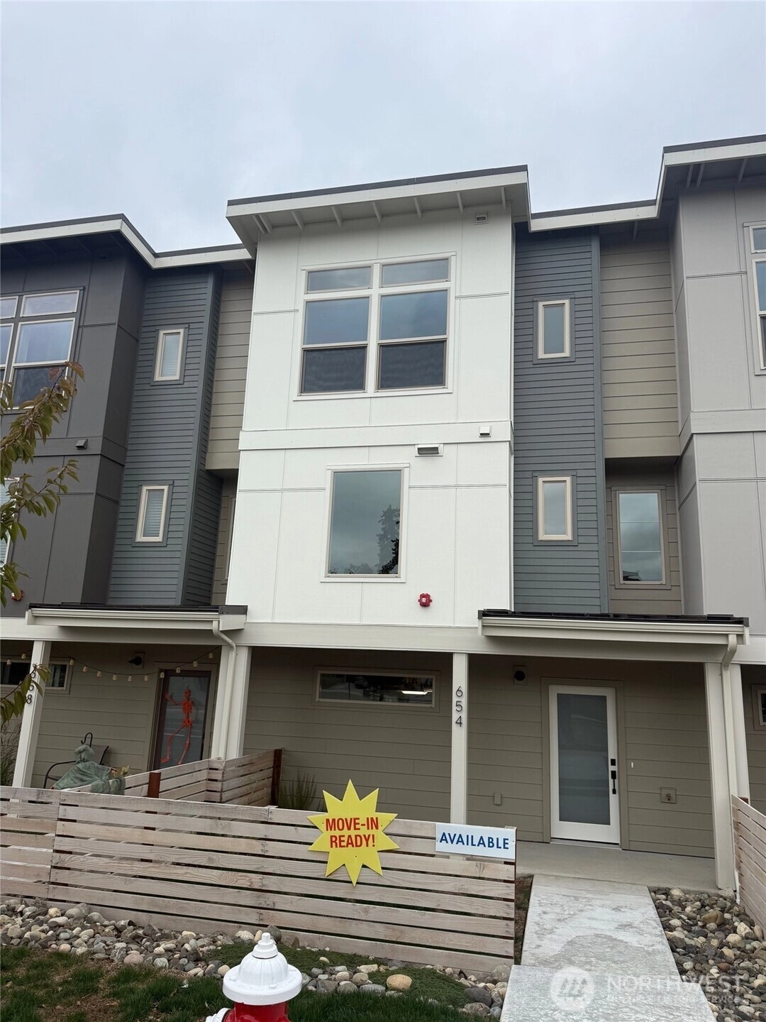 654 (Lot 29) W Kline Rd Unit  Bellingham WA 98226