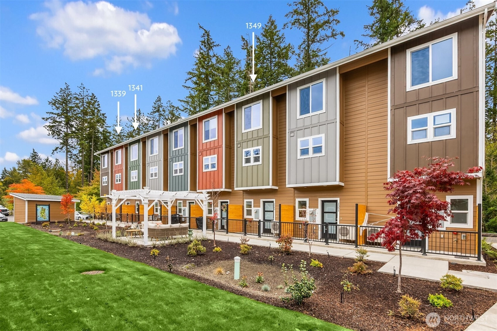 1349 Nolta Loop NE Unit  Bainbridge Island WA 98110