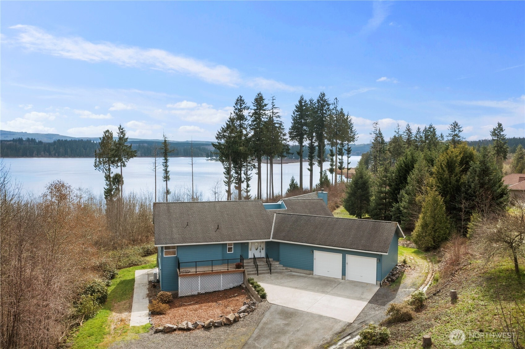 211 Basswood Dr Silverlake WA 98645