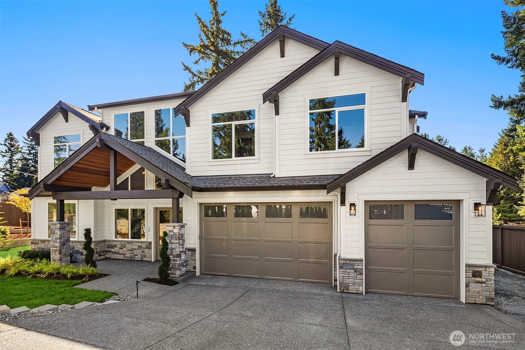 12925 NE 70th Ln Kirkland WA 98033