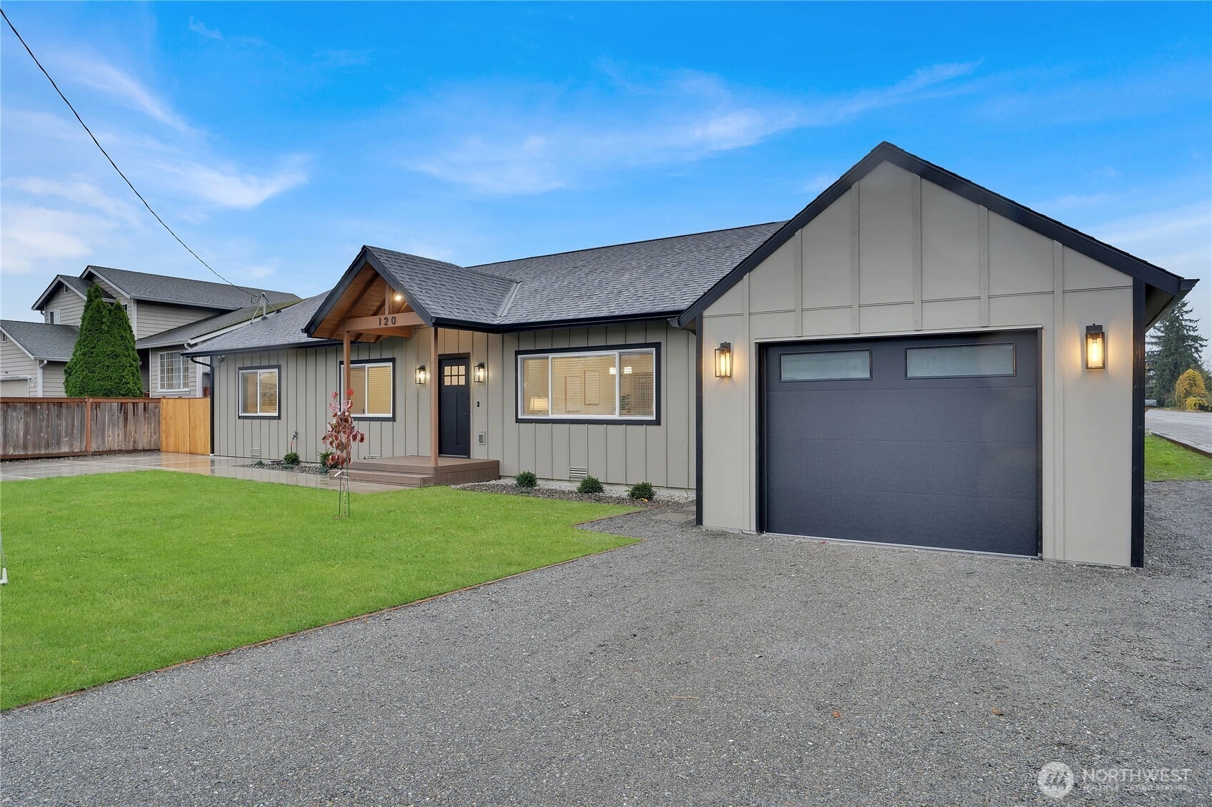 120 5th Ave N Algona WA 98001