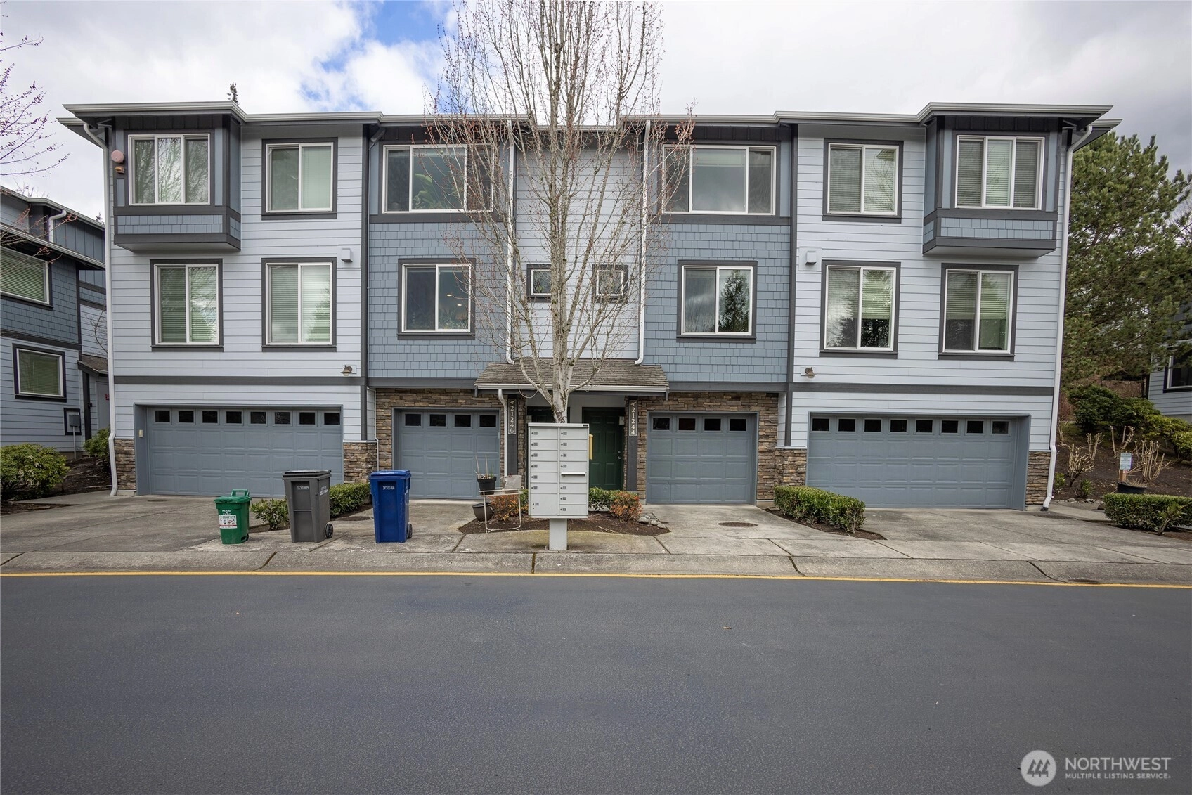 21244 SE 42nd Ln Issaquah WA 98029