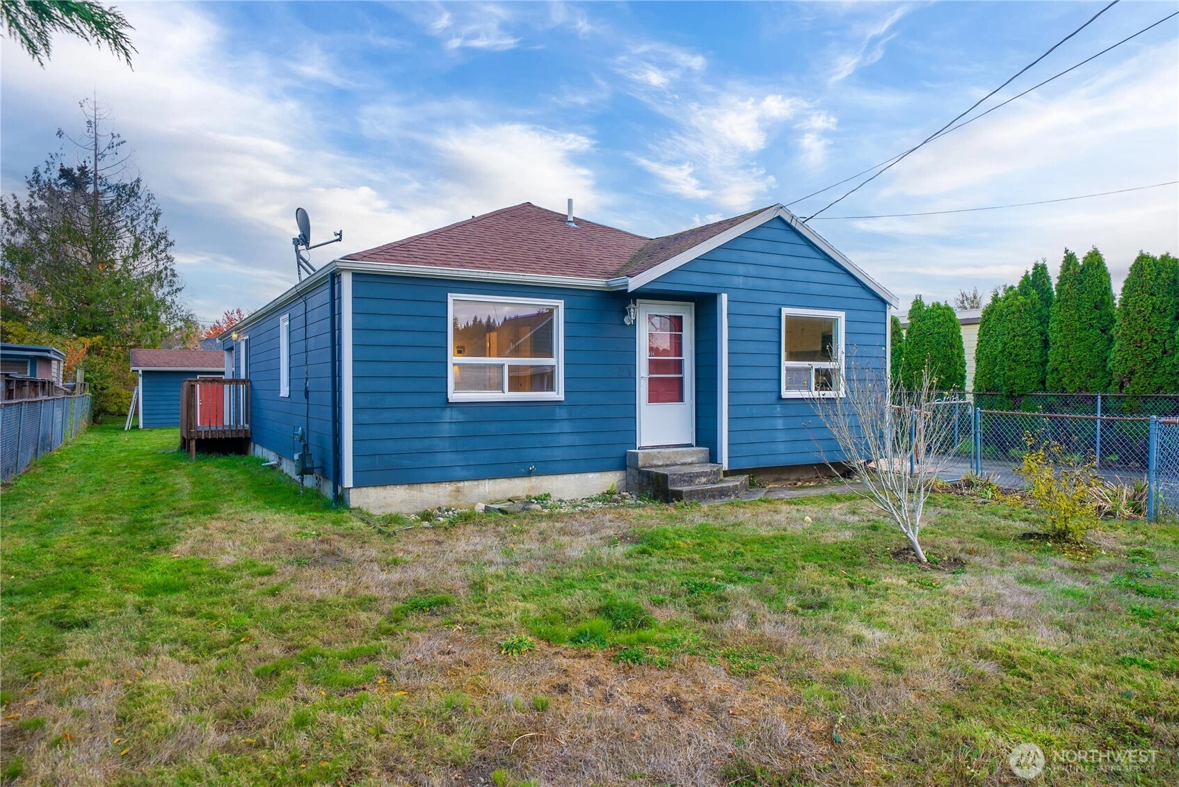 28 Main St Algona WA 98001