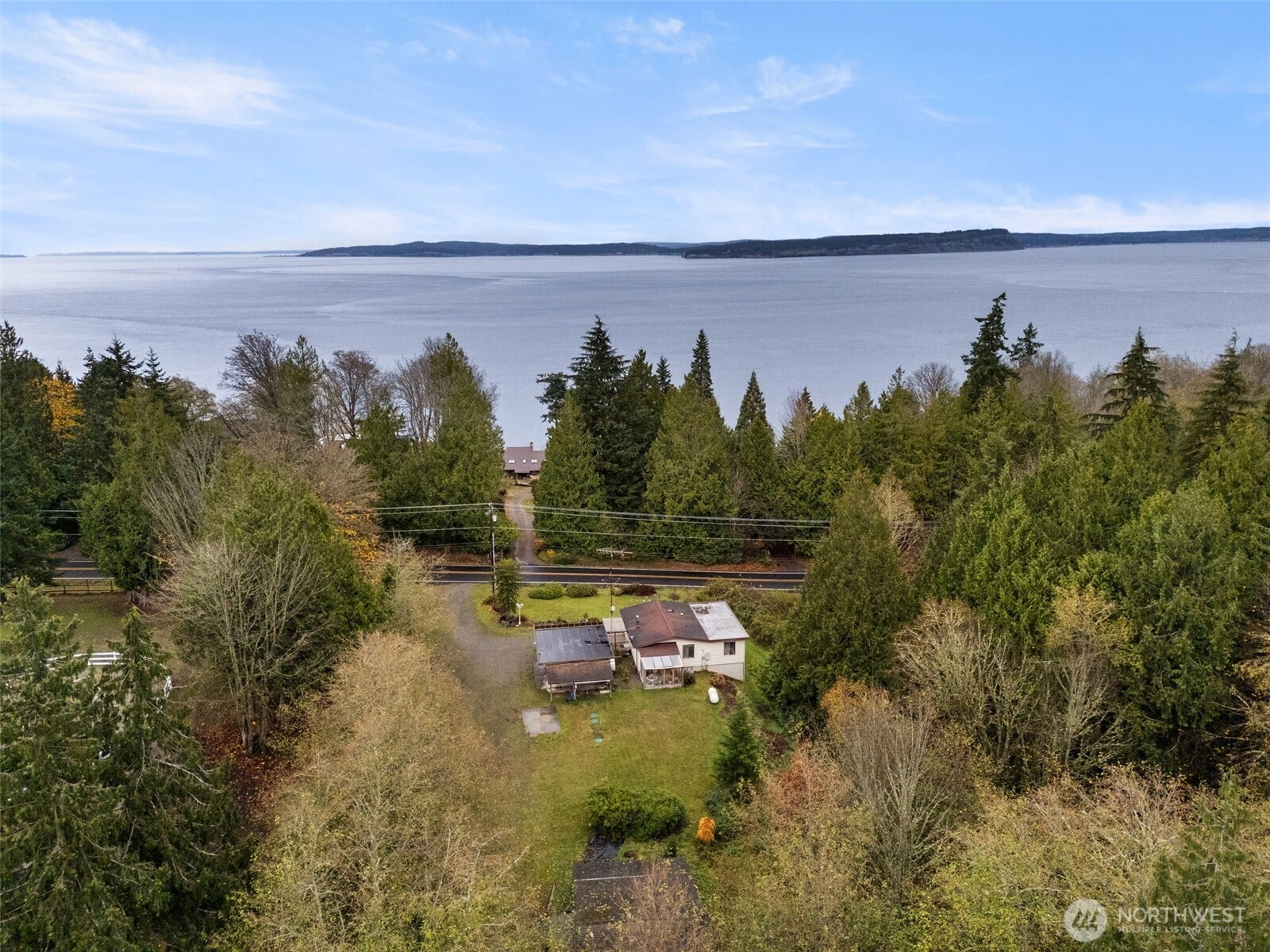 6091 NE Twin Spits Rd Hansville WA 98340