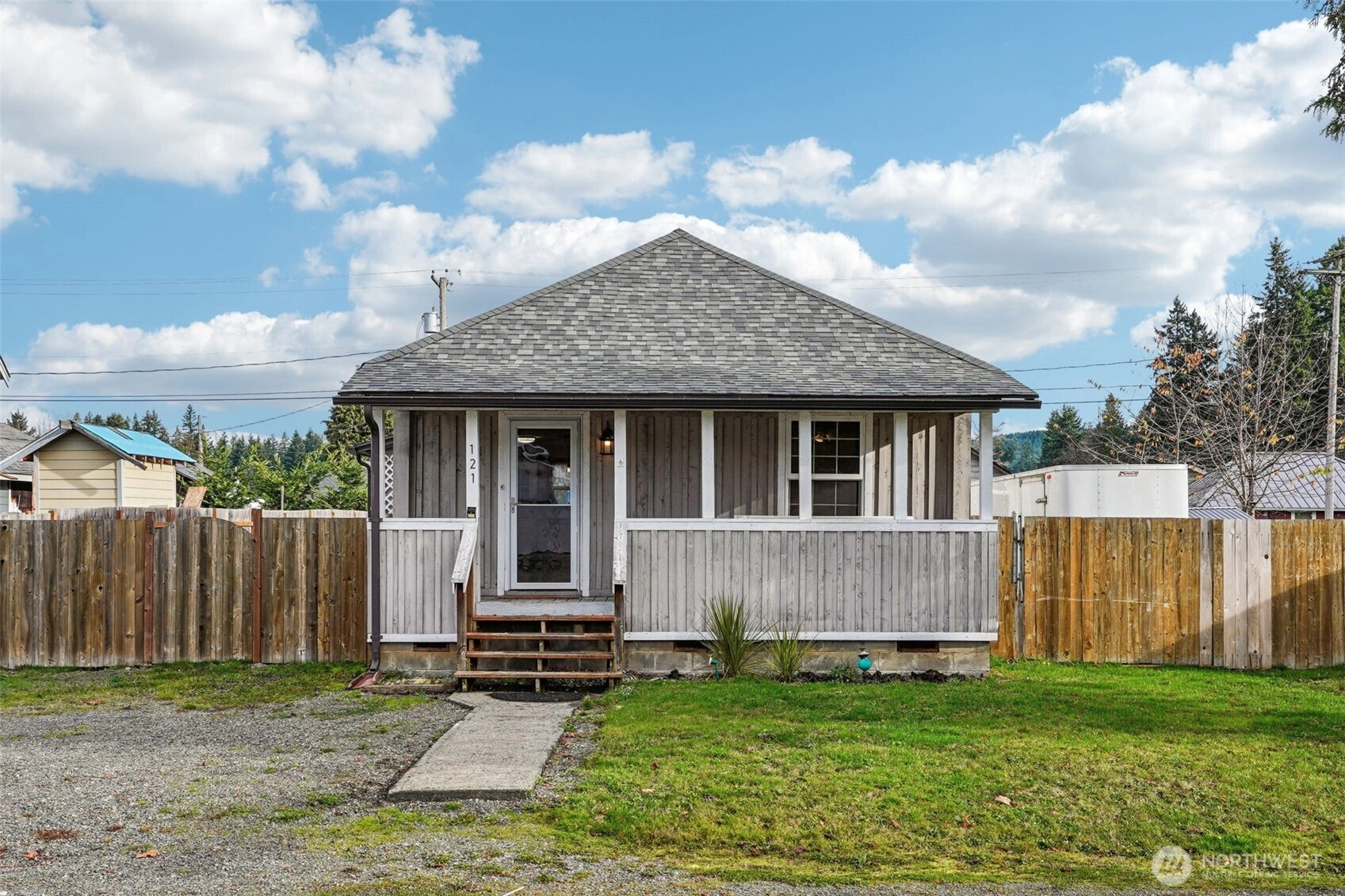 121 3rd St NW Carbonado WA 98323