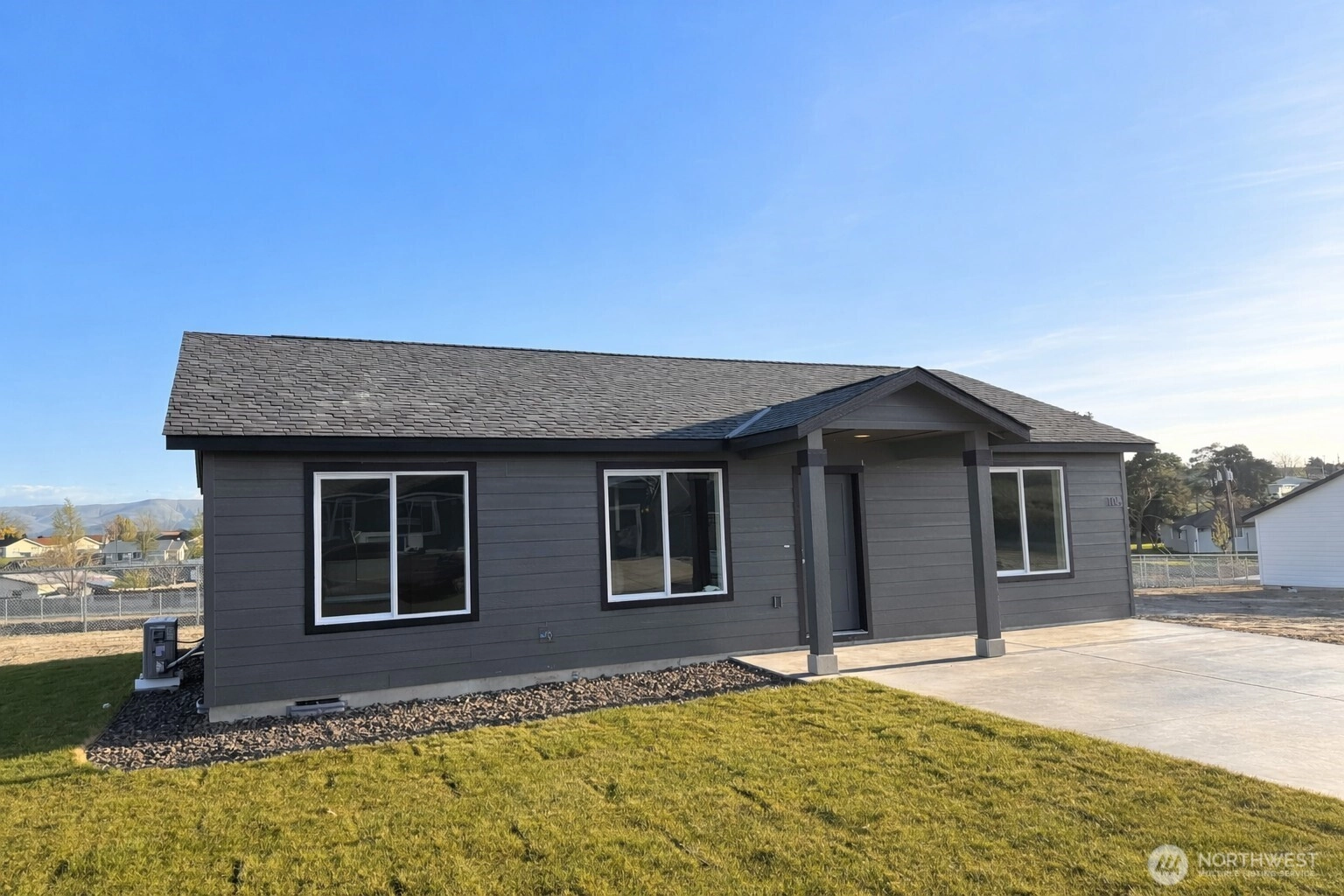 105 Poplar St NE Unit  Royal City WA 99357