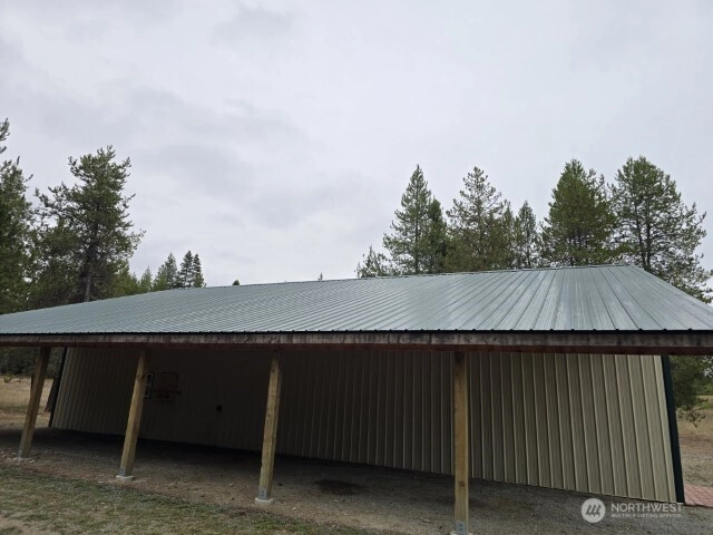 591 State Line Rd N Newport WA 99156