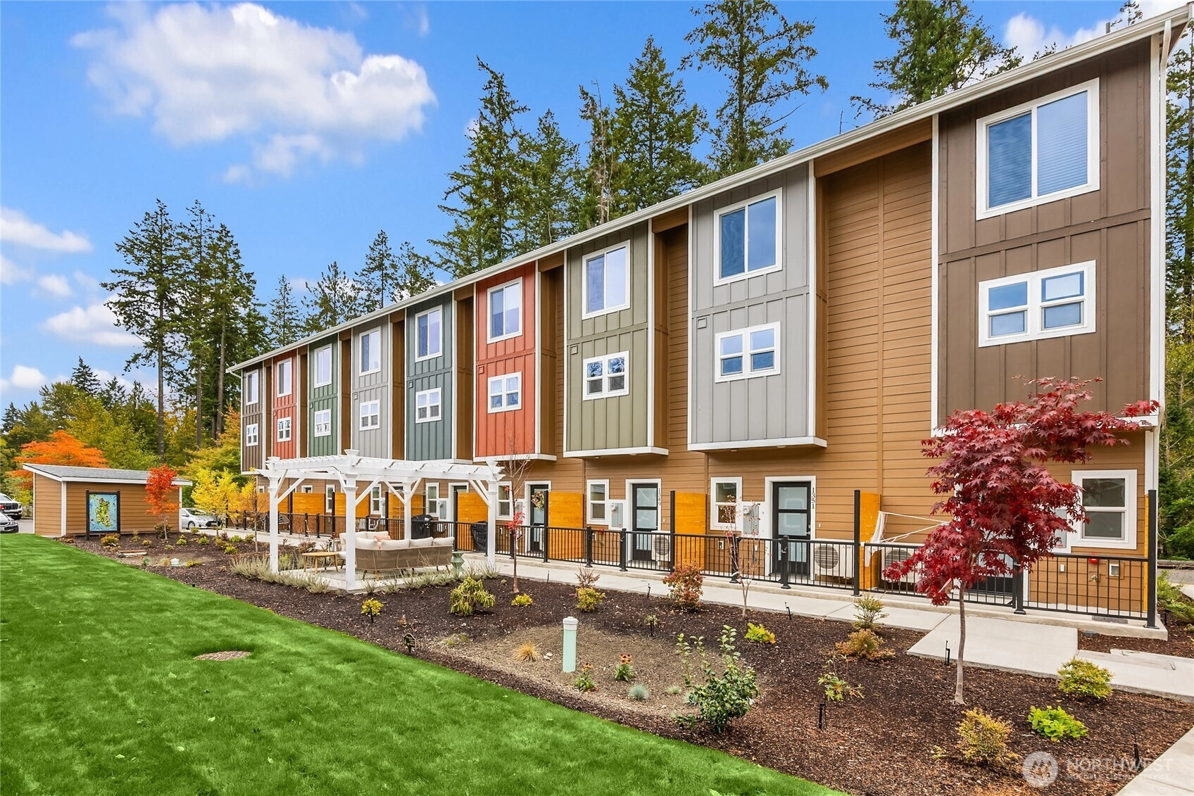 1351 Nolta Loop NE Unit  Bainbridge Island WA 98110