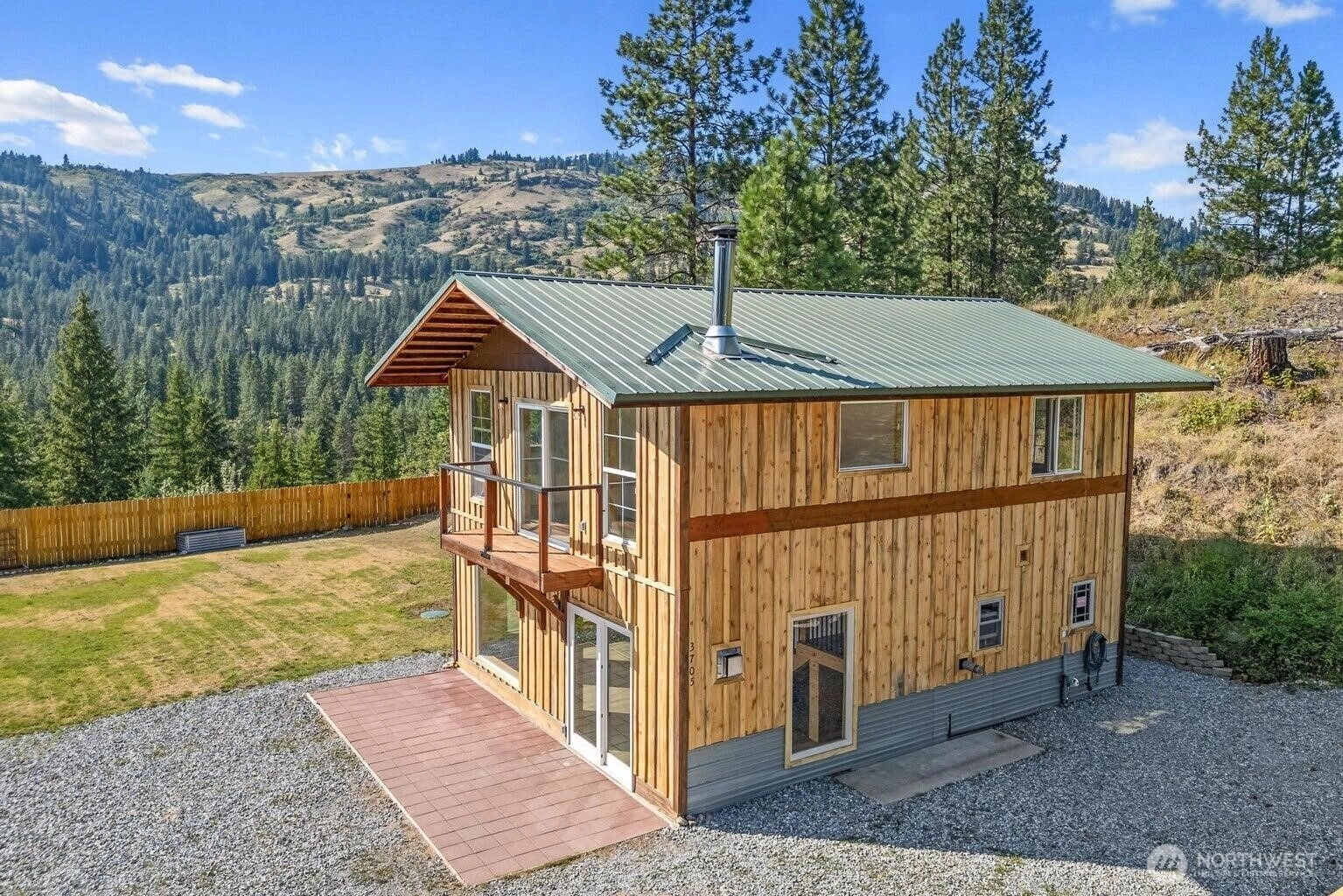 3705 Hope Way Kettle Falls WA 99141