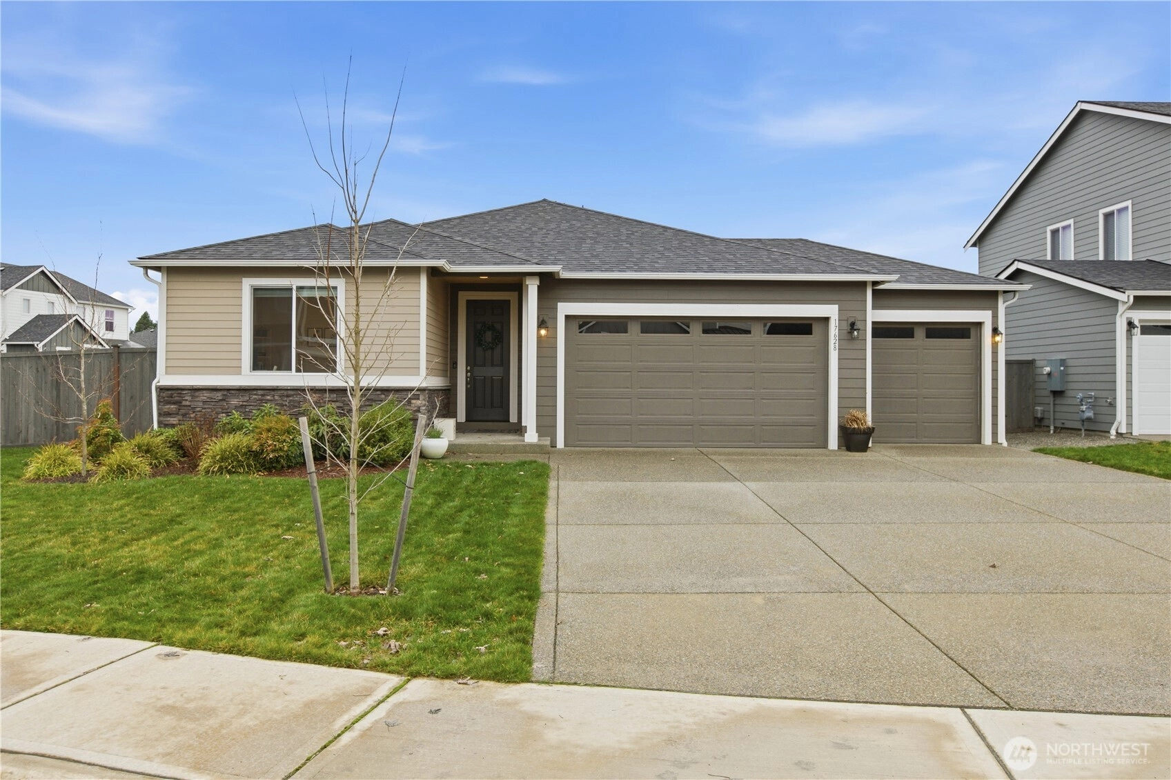 17628 127th Ave E Puyallup WA 98374
