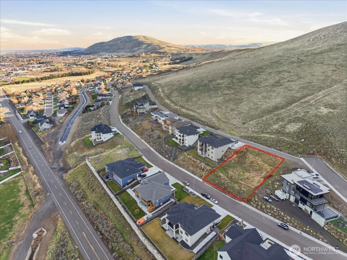 5511 Hershey Lane Unit  West Richland WA 99353