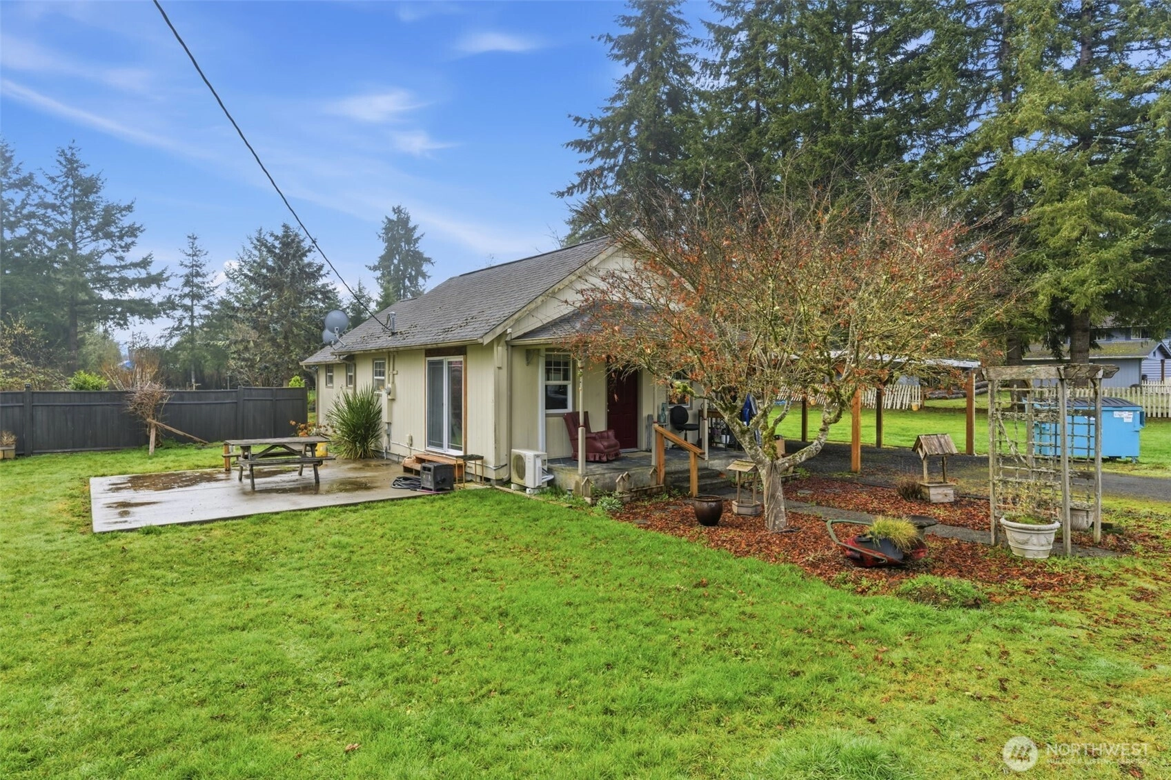 403 Queen Ave Pe Ell WA 98572