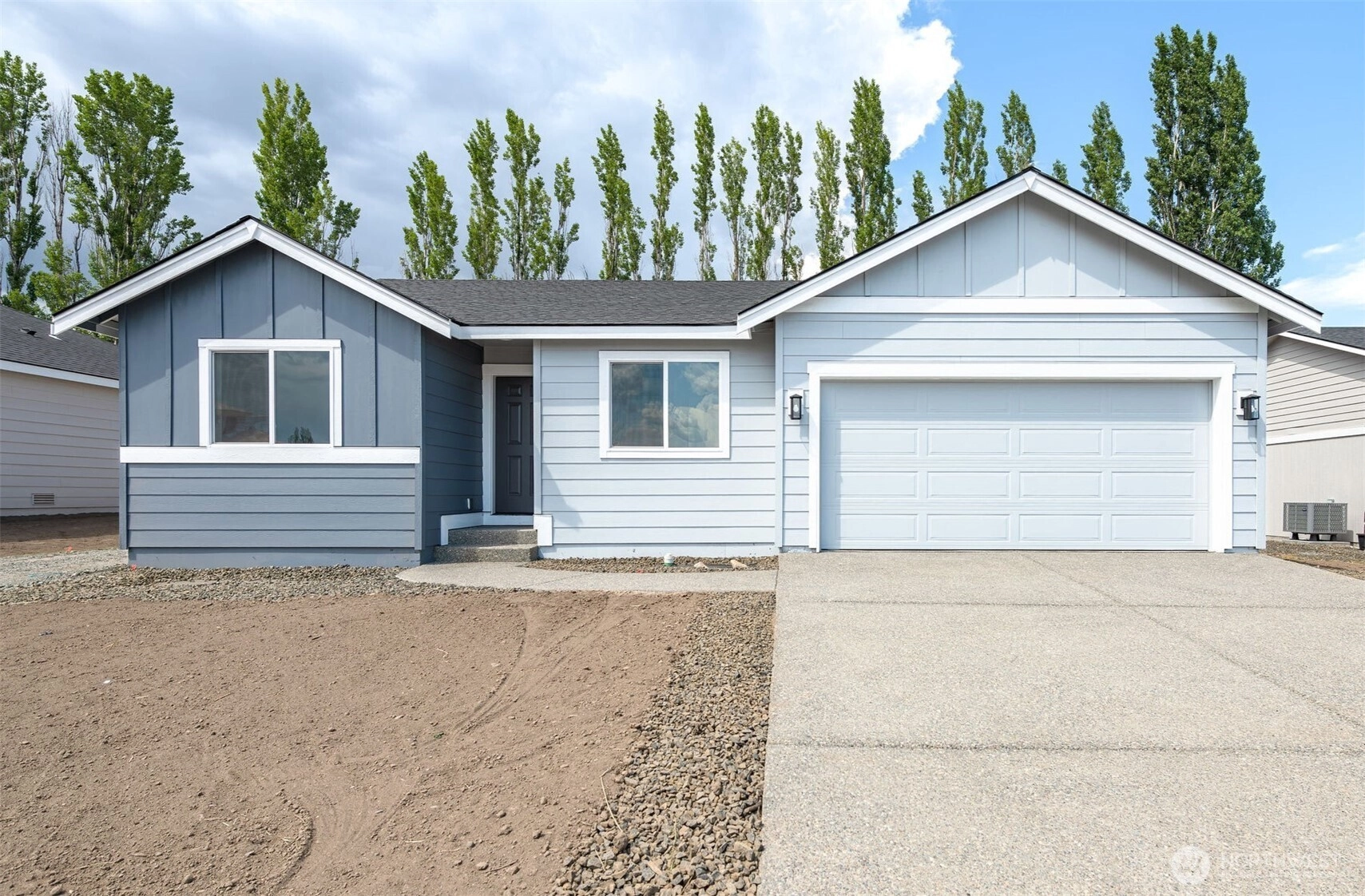 609 N Oak St Unit  Tieton WA 98947