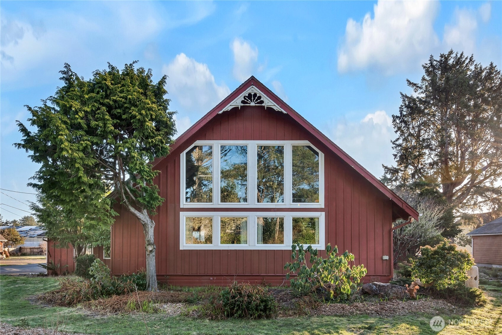 1106 46th Pl Unit  Seaview WA 98644