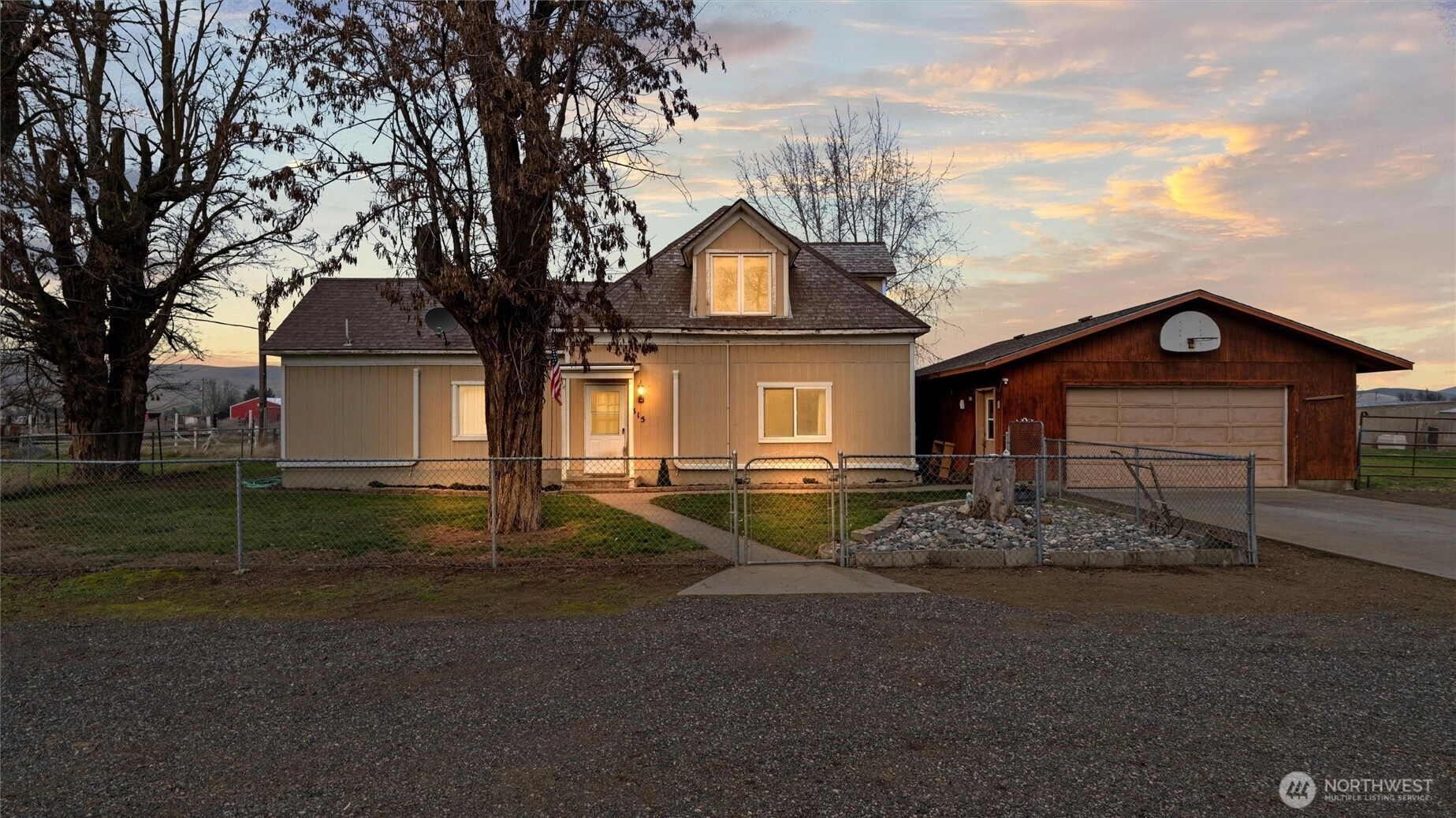 315 W Fourth St Prescott WA 99348