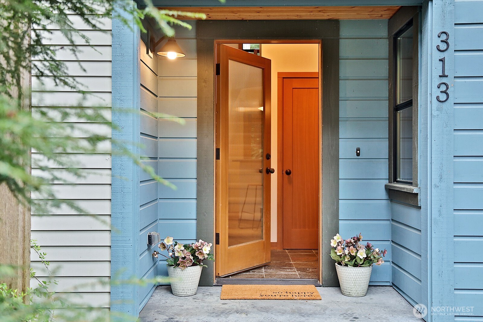 313 Edgecliff Dr Langley WA 98260