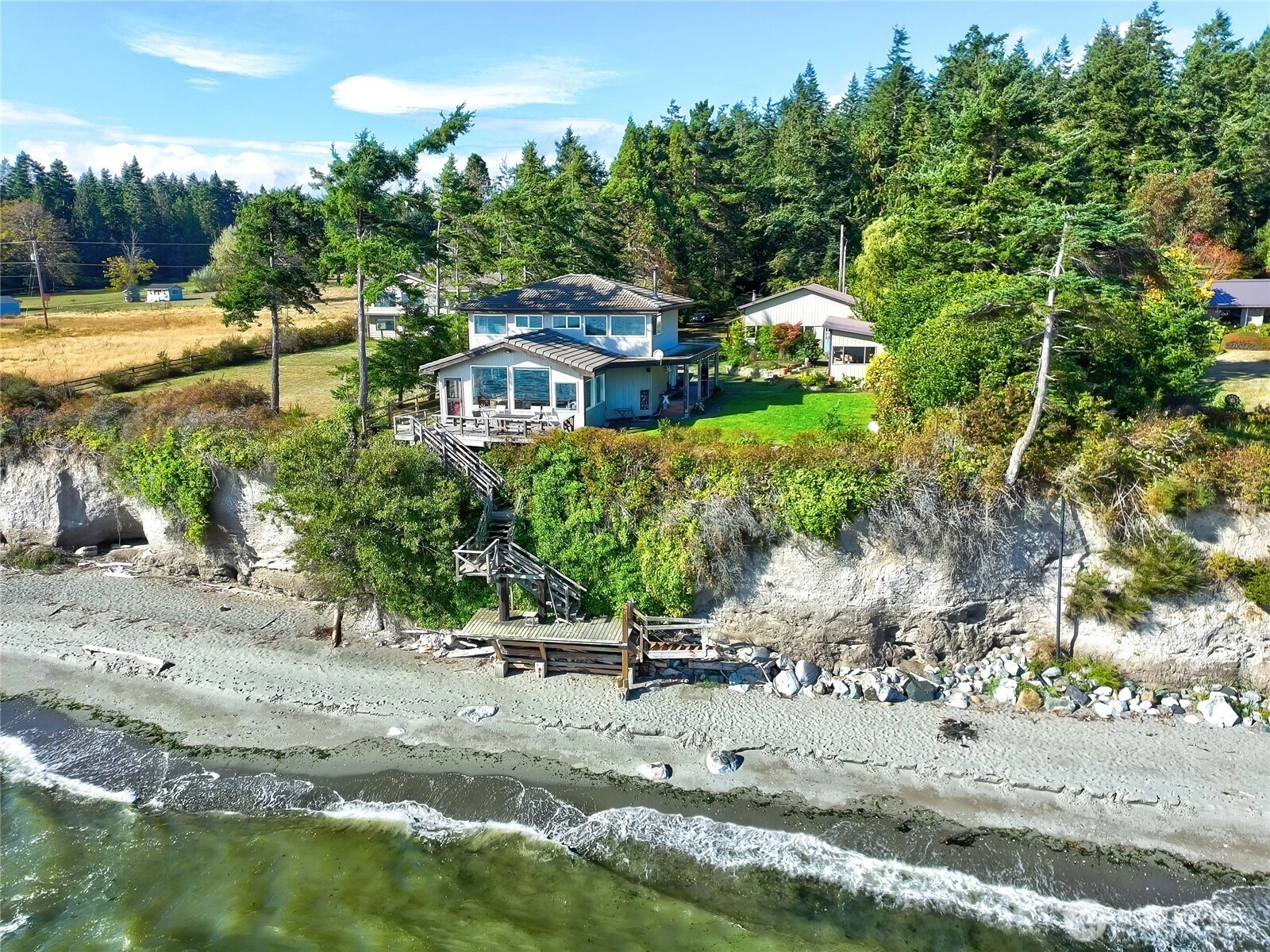 376 Schwartz Rd Nordland WA 98358