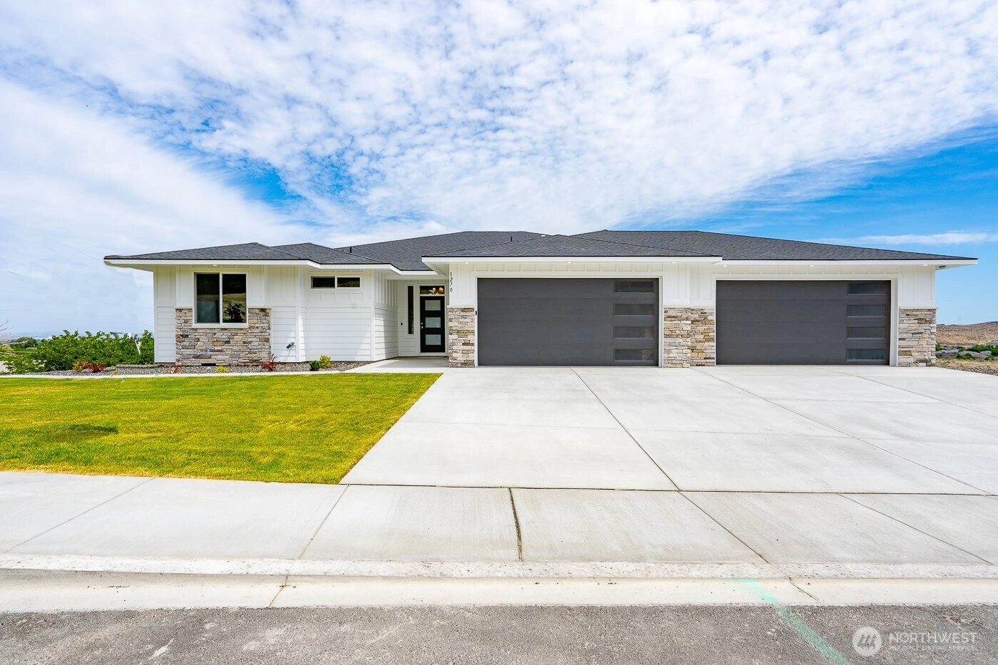 1196 7th Ave NE Unit  Ephrata WA 98823