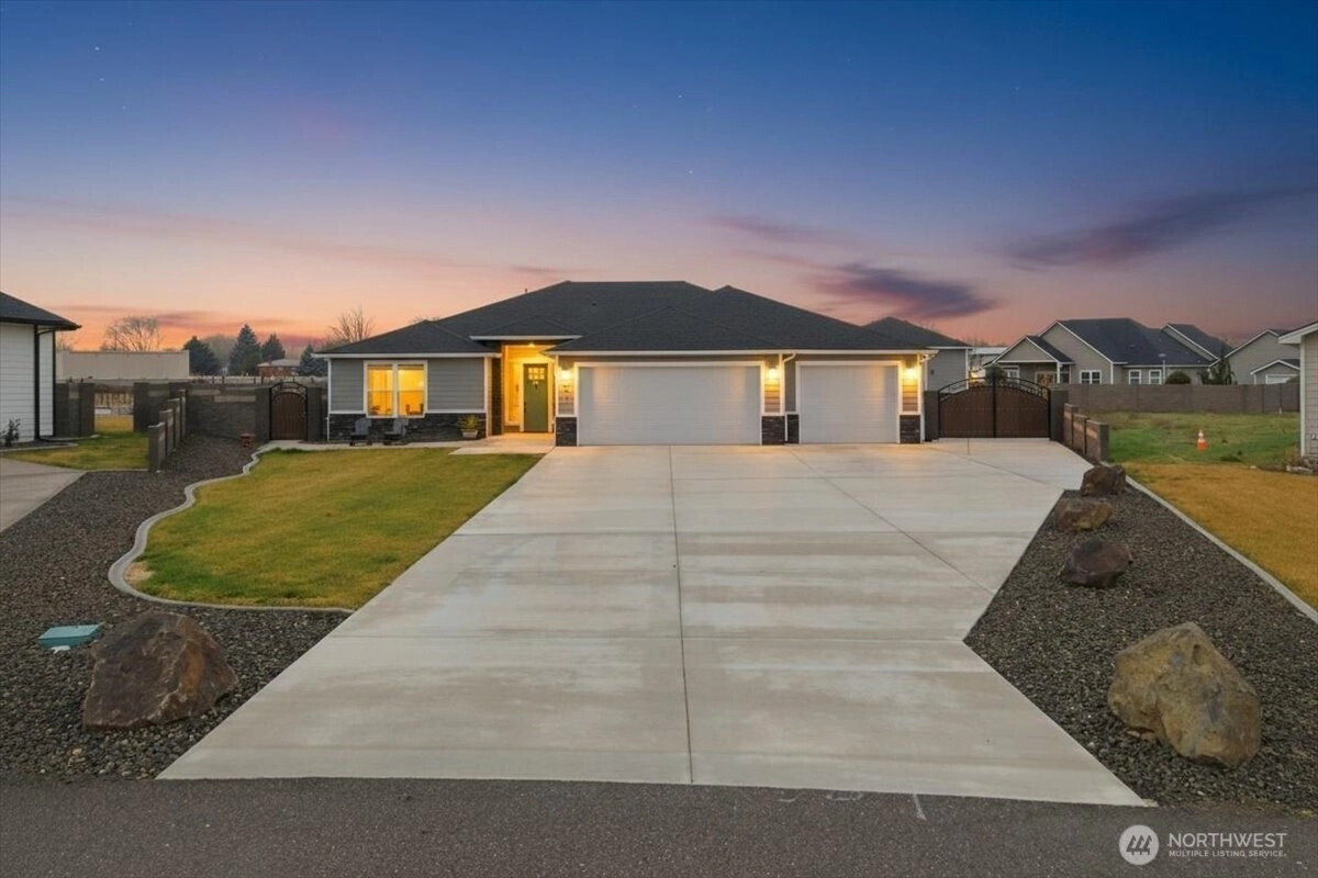 6915 Lamb Ct Unit  Pasco WA 99301