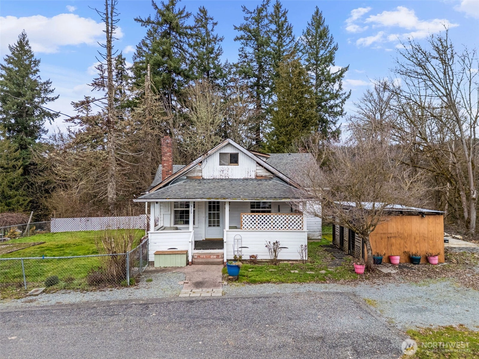 329 SE 2nd St South Prairie WA 98385
