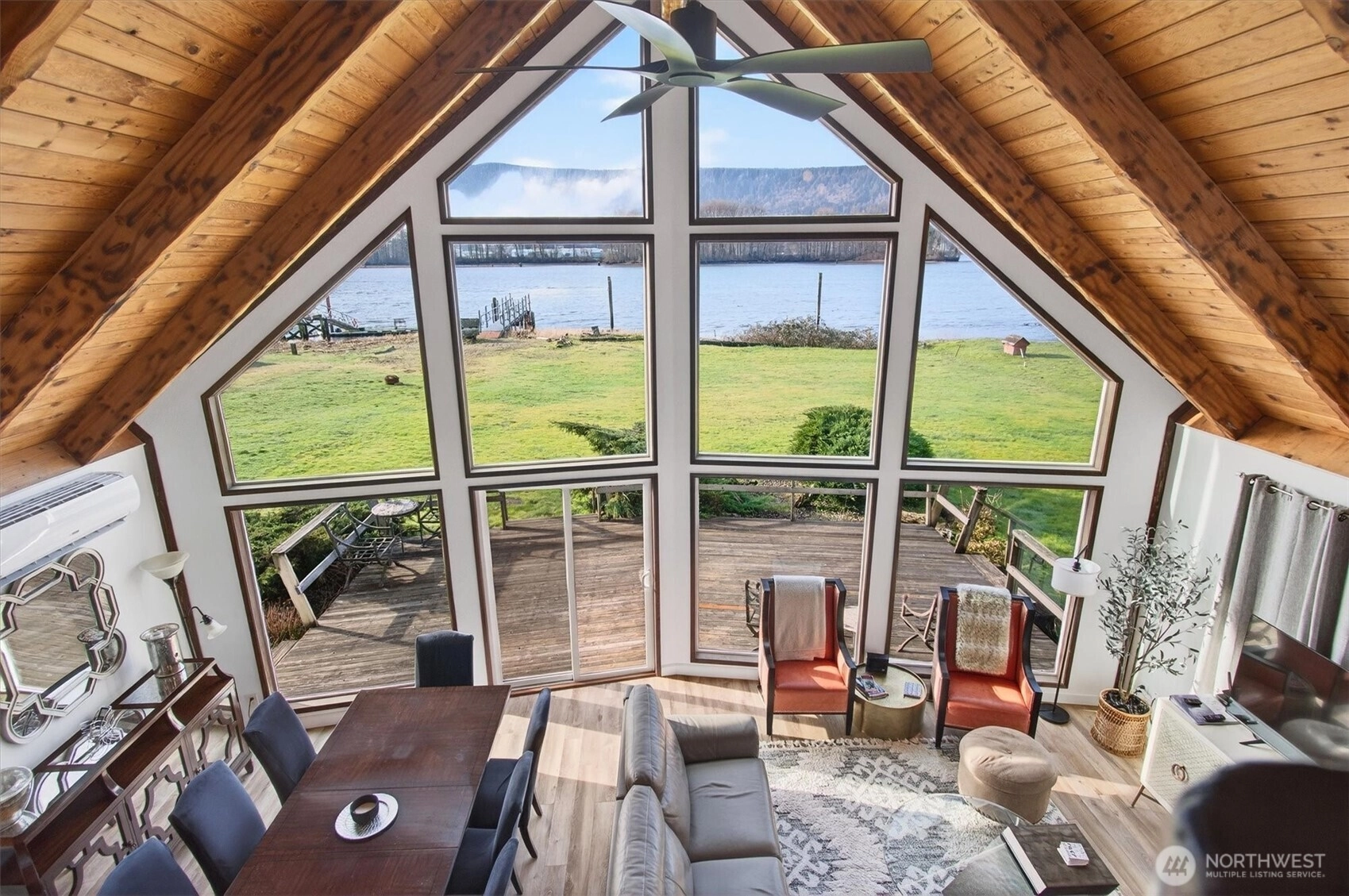 301 W Sunny Sands Cathlamet WA 98612