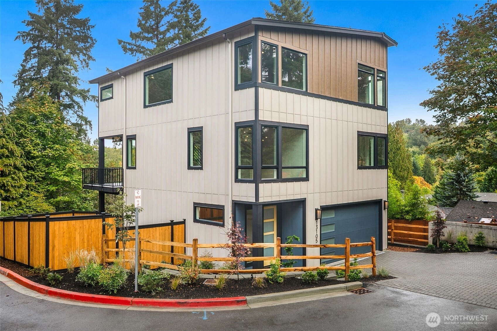 13105 SE 19th Ct Unit  Bellevue WA 98005