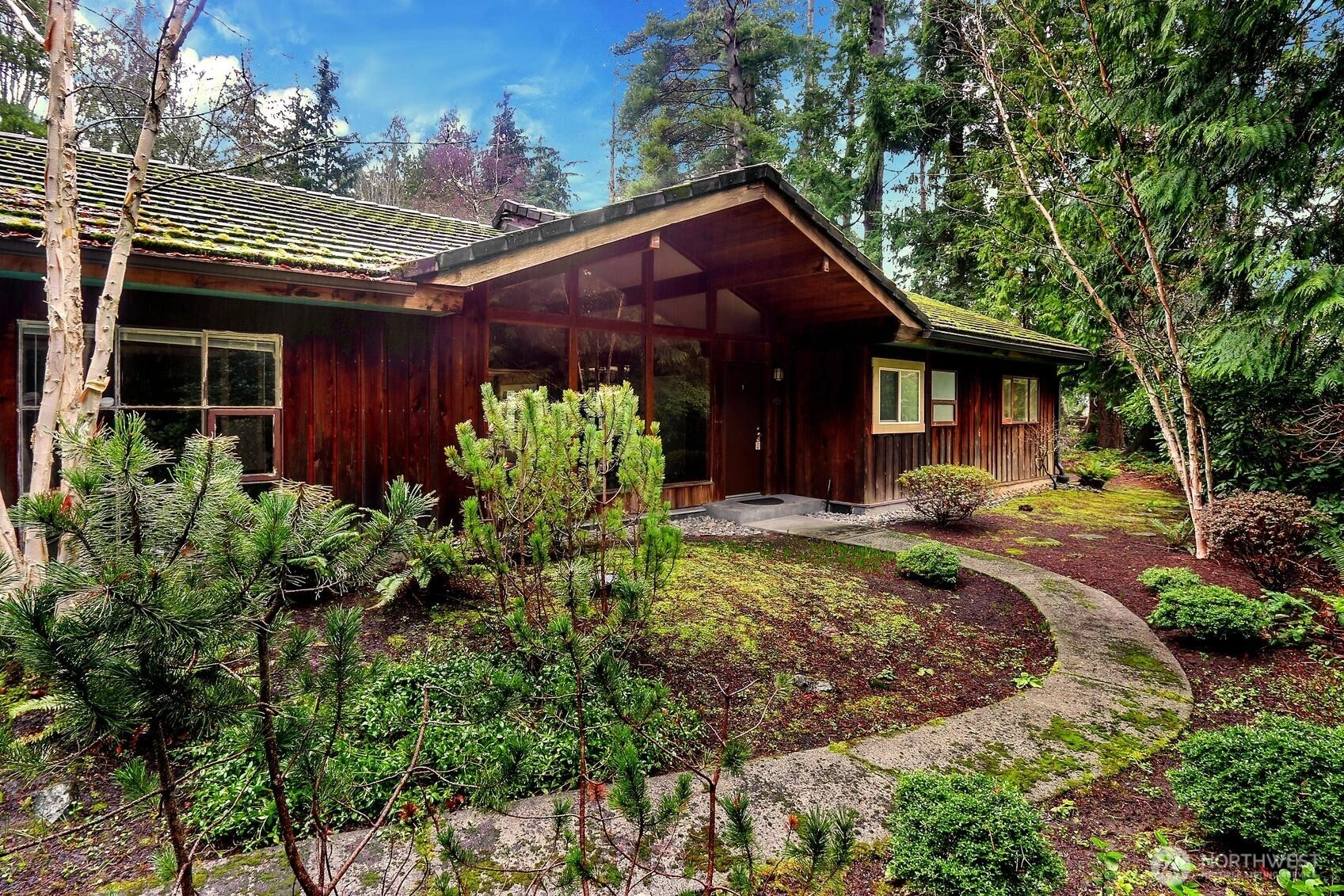 10815 Algonquin Rd Woodway WA 98020