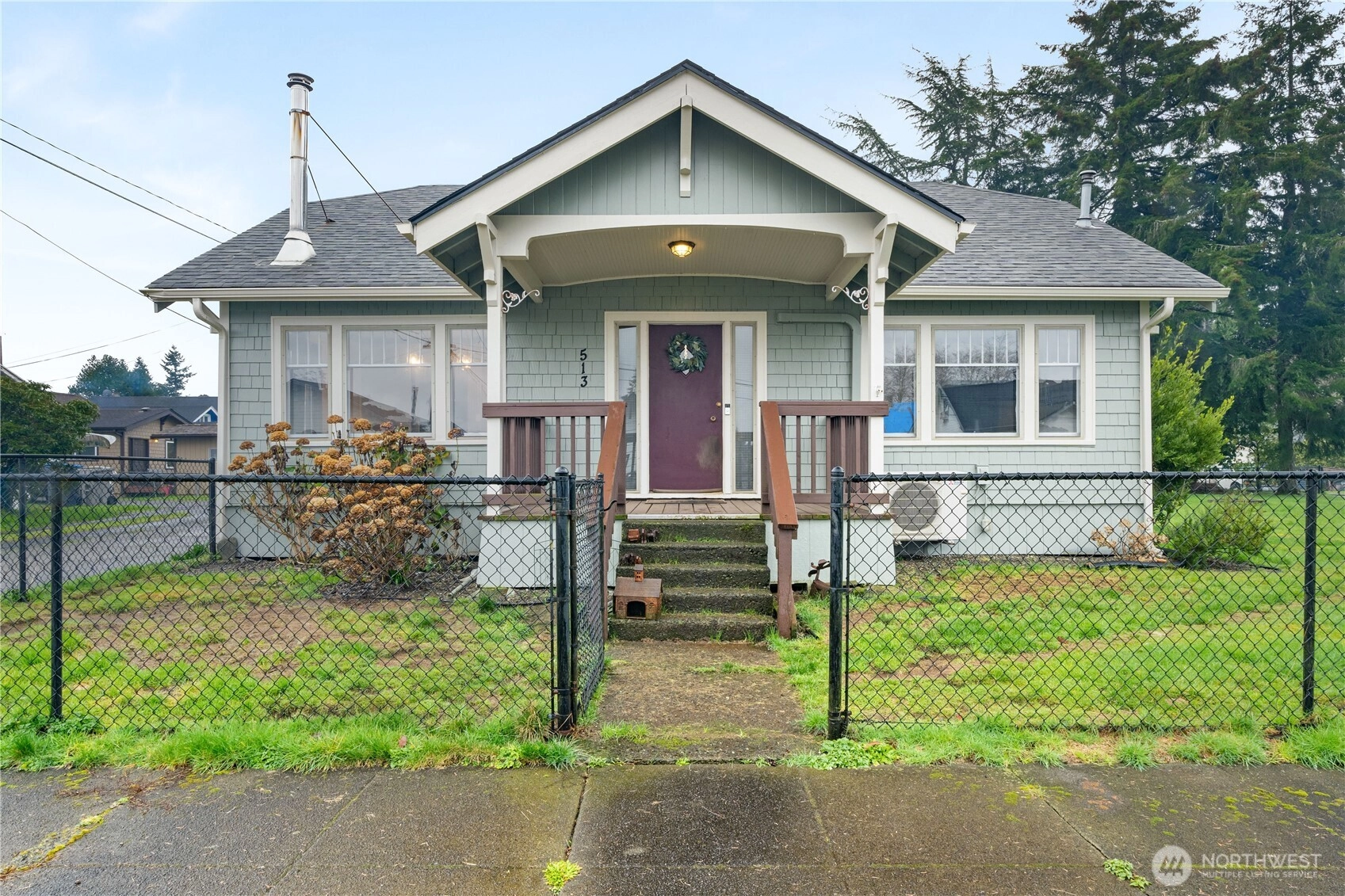513 E St Cosmopolis WA 98537