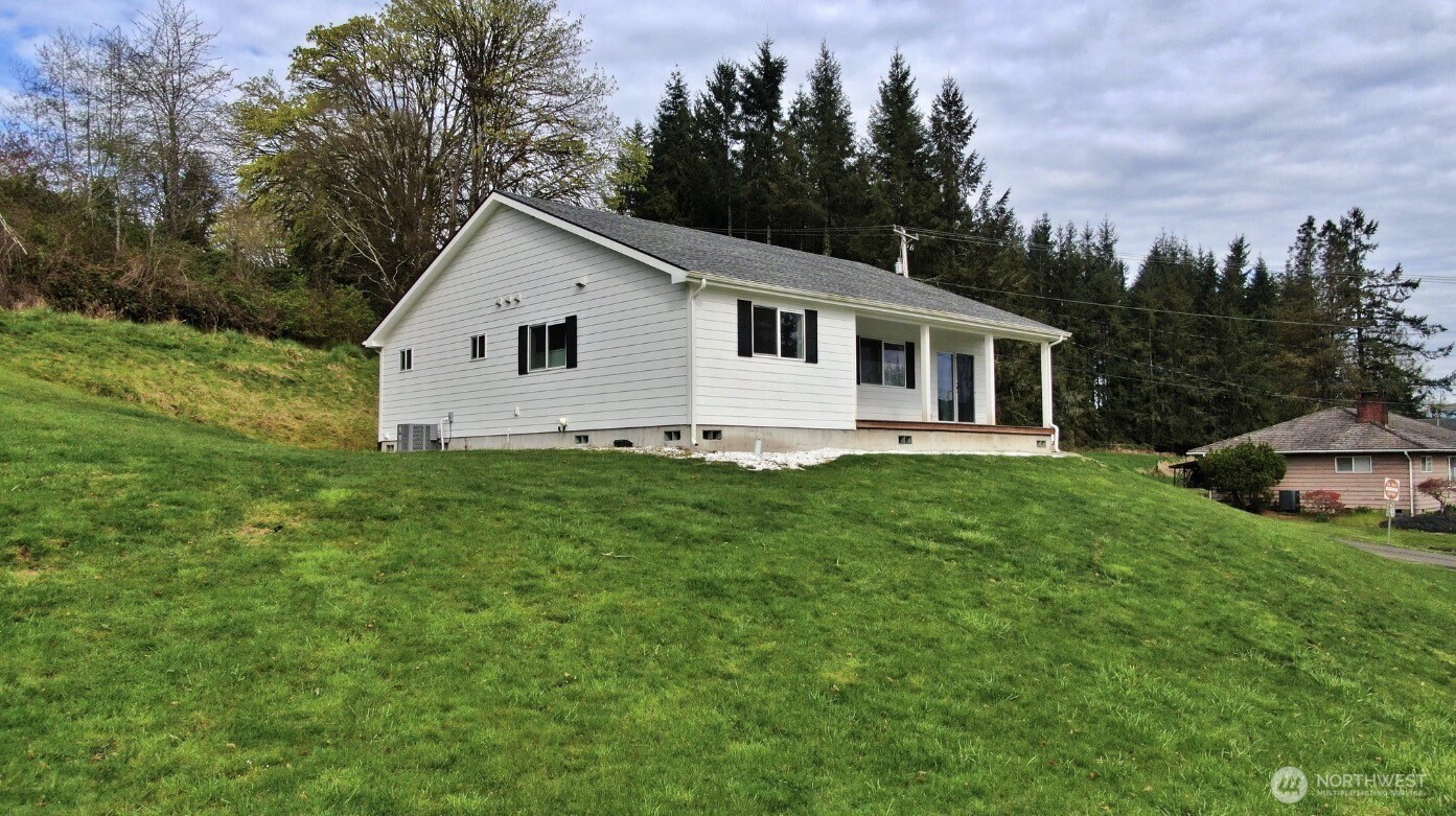 600 Harrison St N Unit  South Bend WA 98586