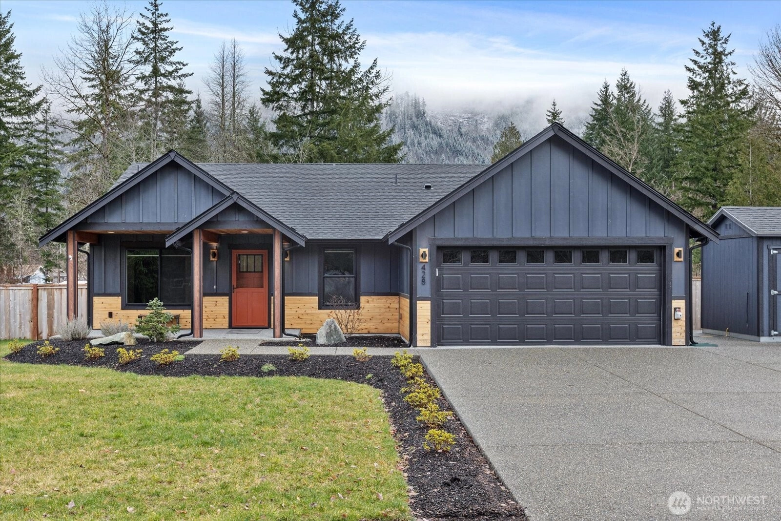 428 Trails St Unit  Darrington WA 98241