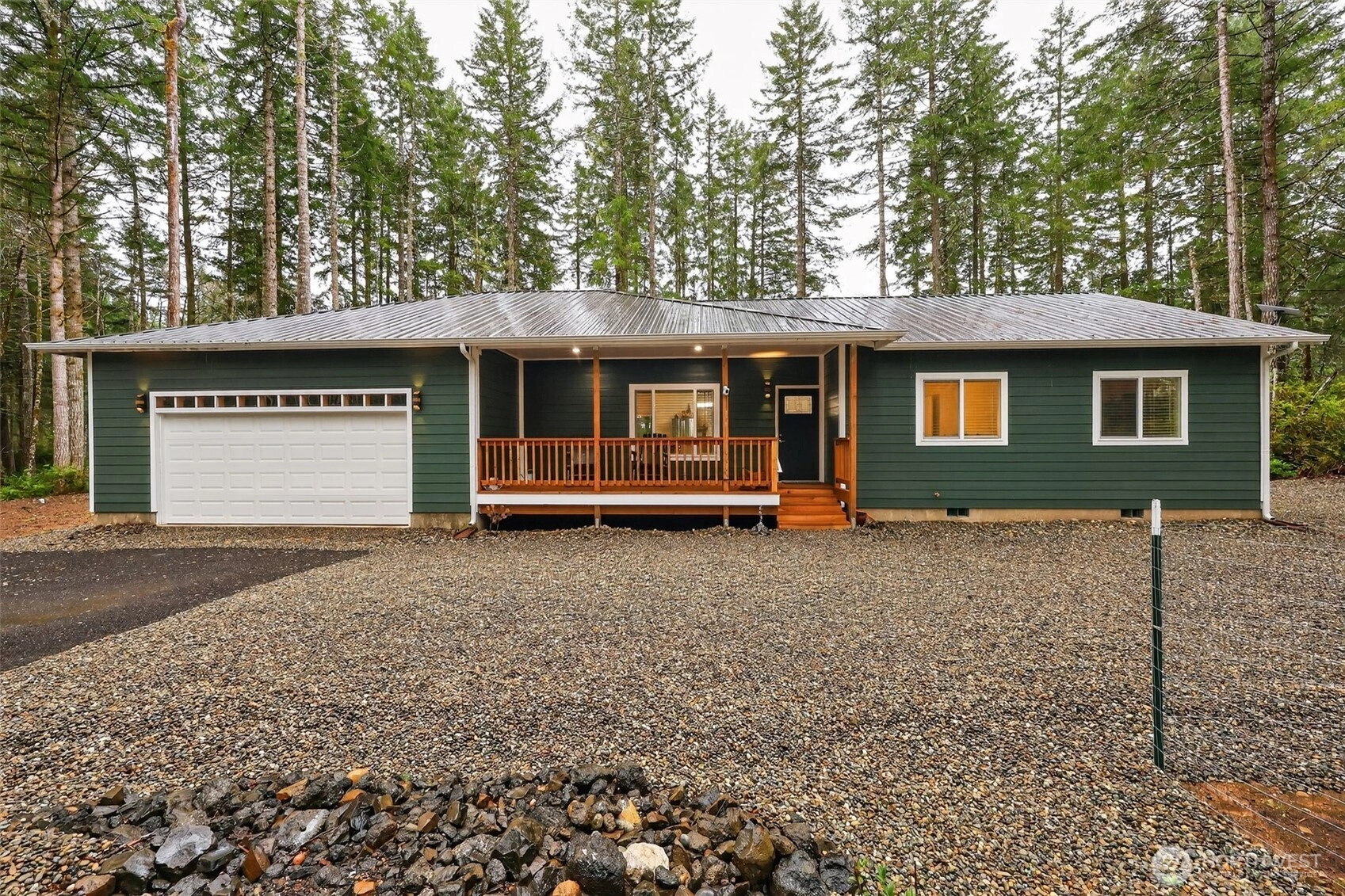 148 E Fox Run Ln Grapeview WA 98546