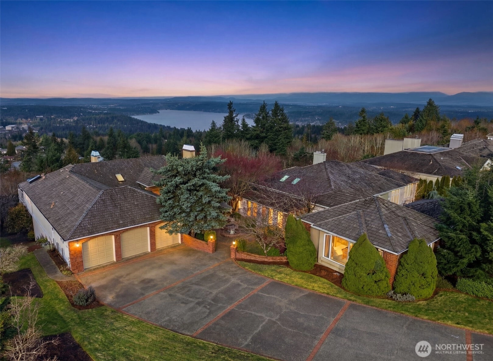 15404 SE 53rd Pl Bellevue WA 98006