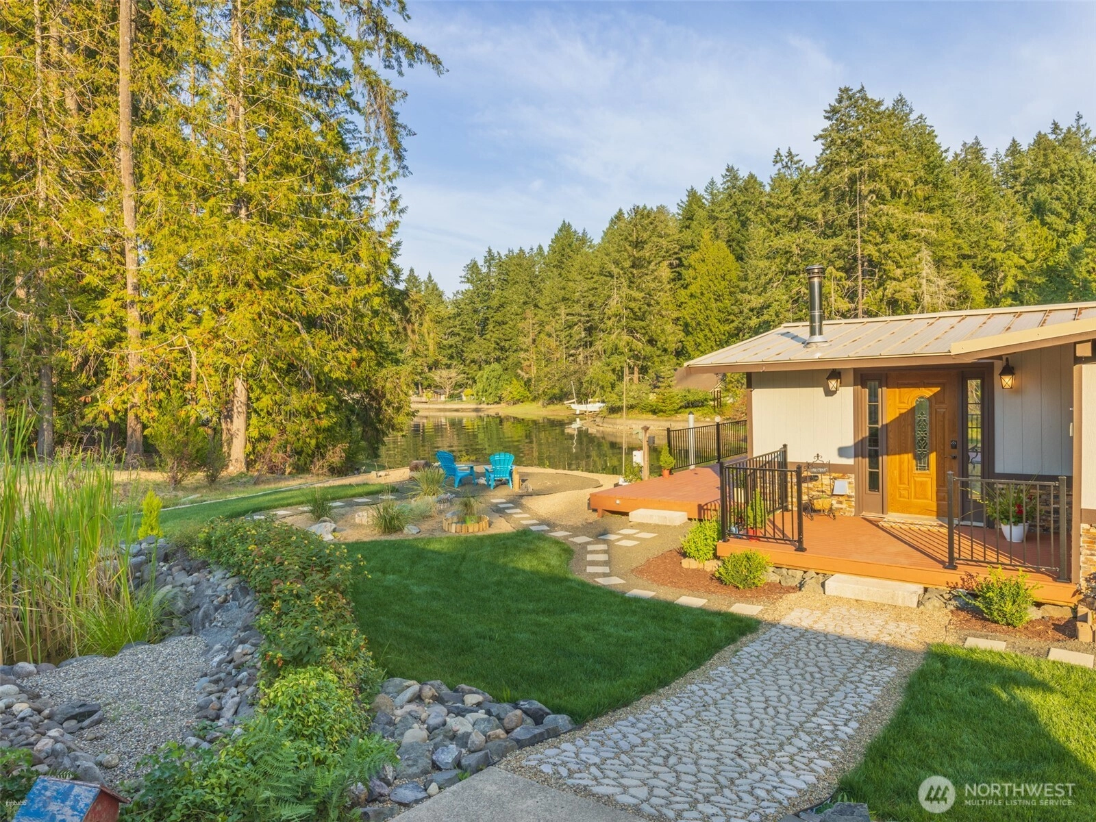 5440 E Grapeview Loop Rd Allyn WA 98524
