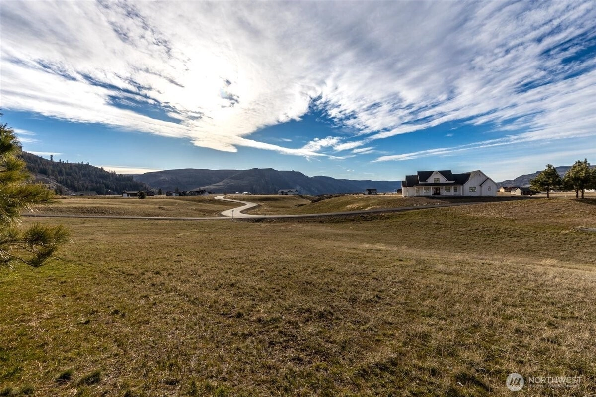 44330 Lupine Dr N Unit  Wilbur WA 99185