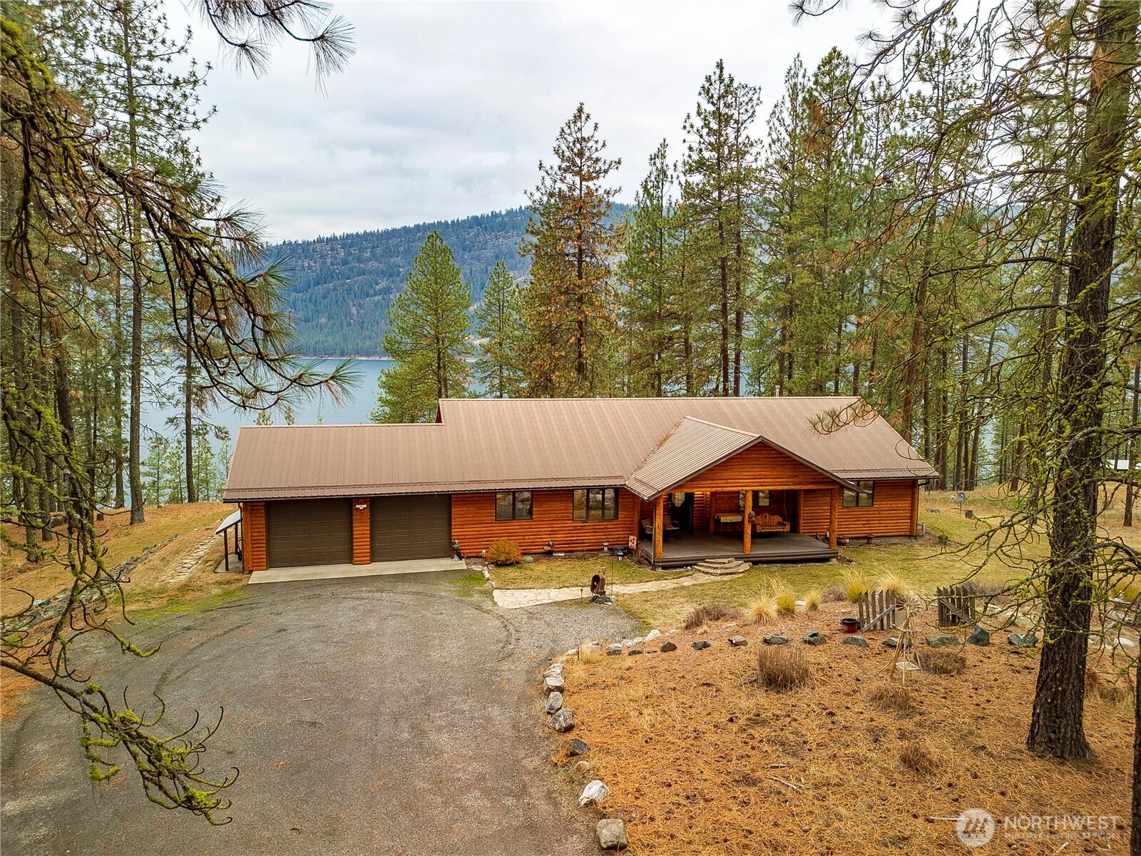 2378 Eagle River Way Kettle Falls WA 99141