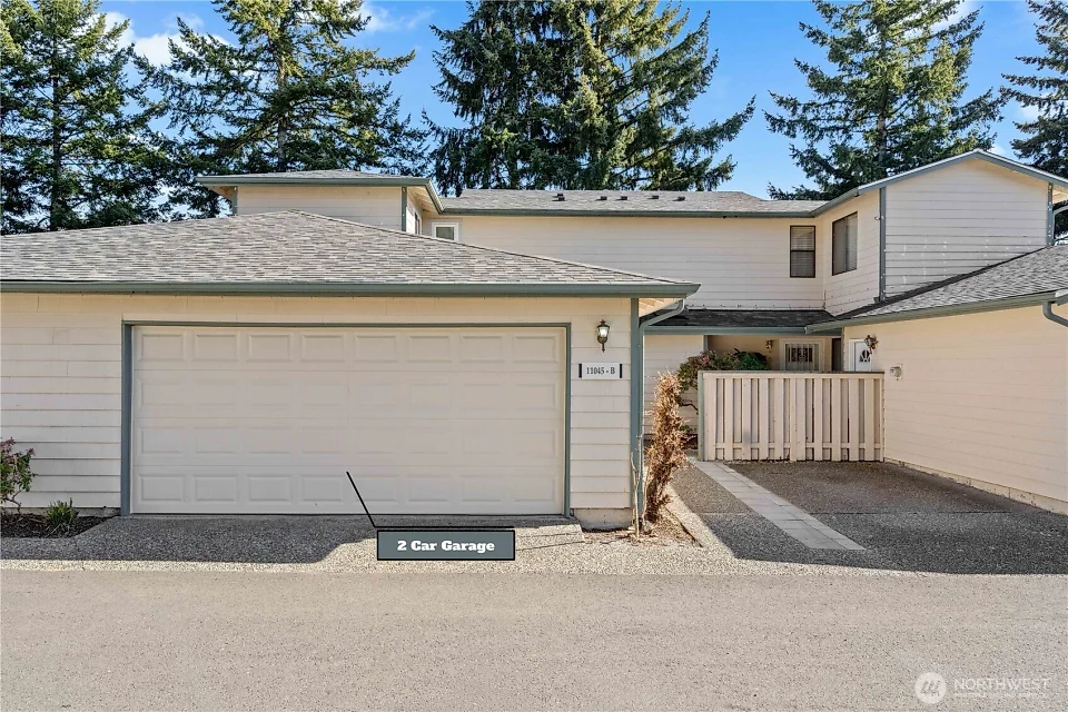 11045 SE 249th Ct Unit 2B Unit 2B Kent WA 98030