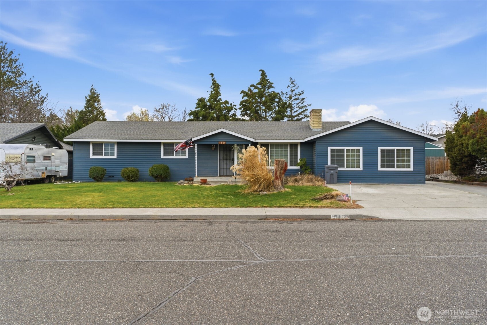 1711 W 15th Ave Unit  Kennewick WA 99337