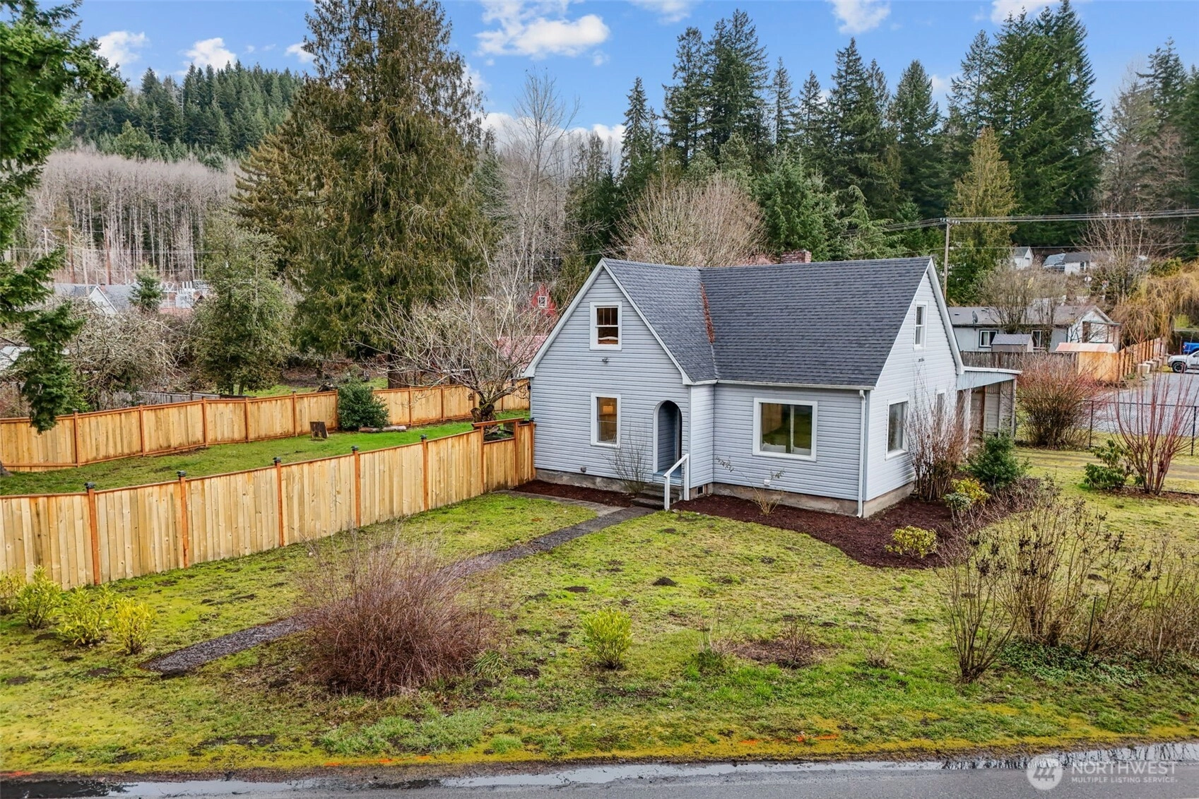 54307 Mountain Hwy E Elbe WA 98330