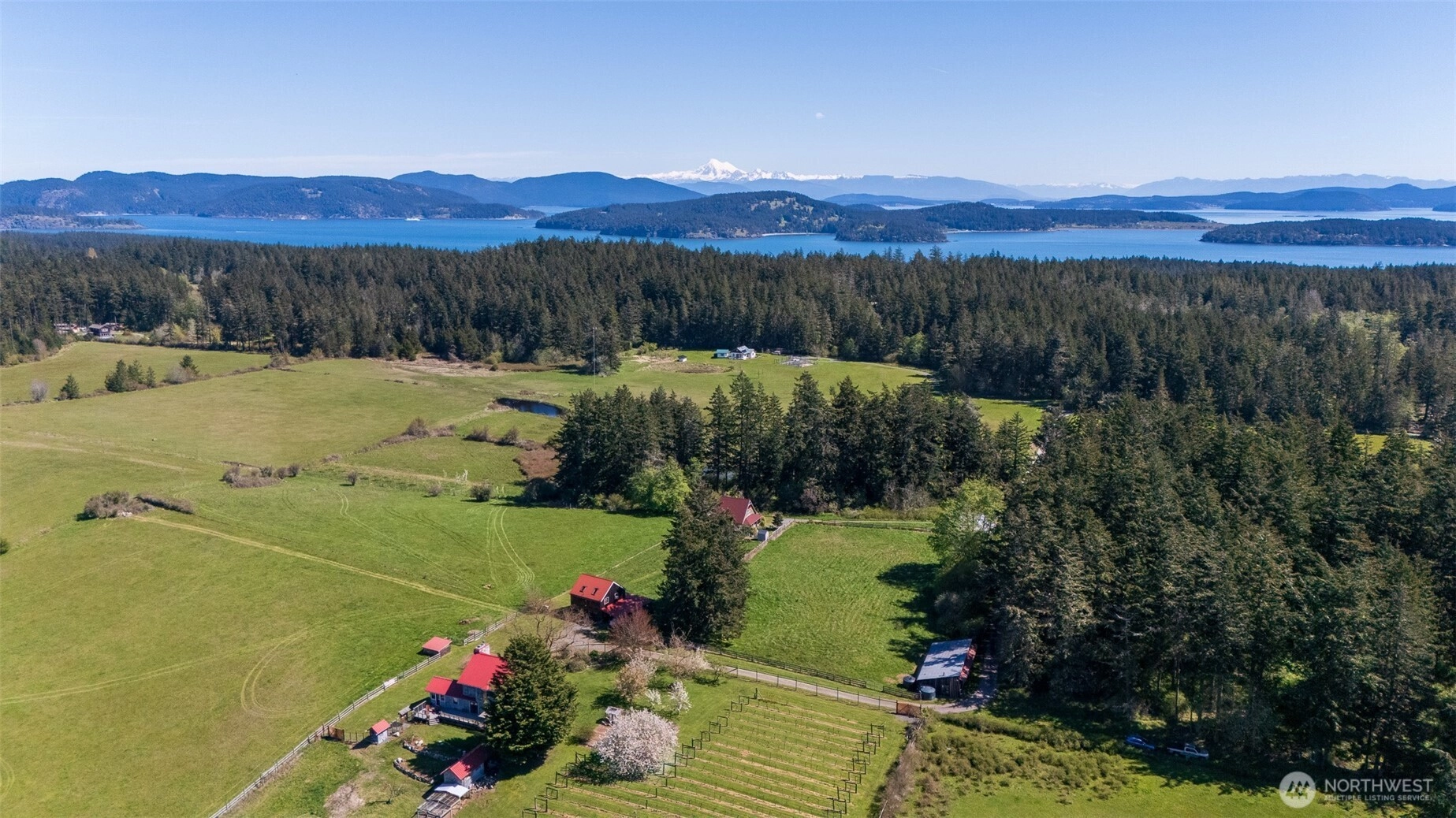 472 Redtail Ln Lopez Island WA 98261