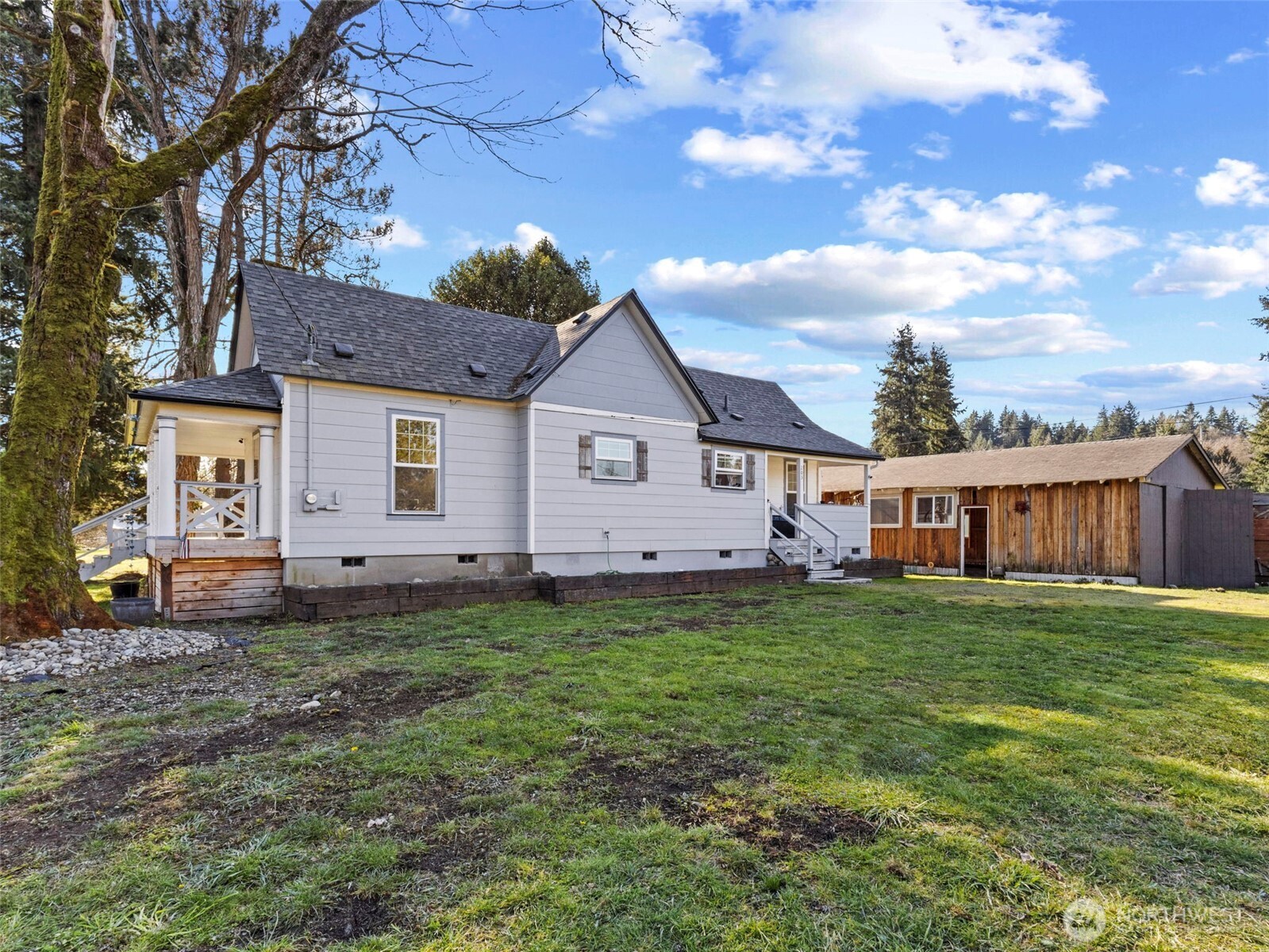 203 E 6th St Bucoda WA 98530